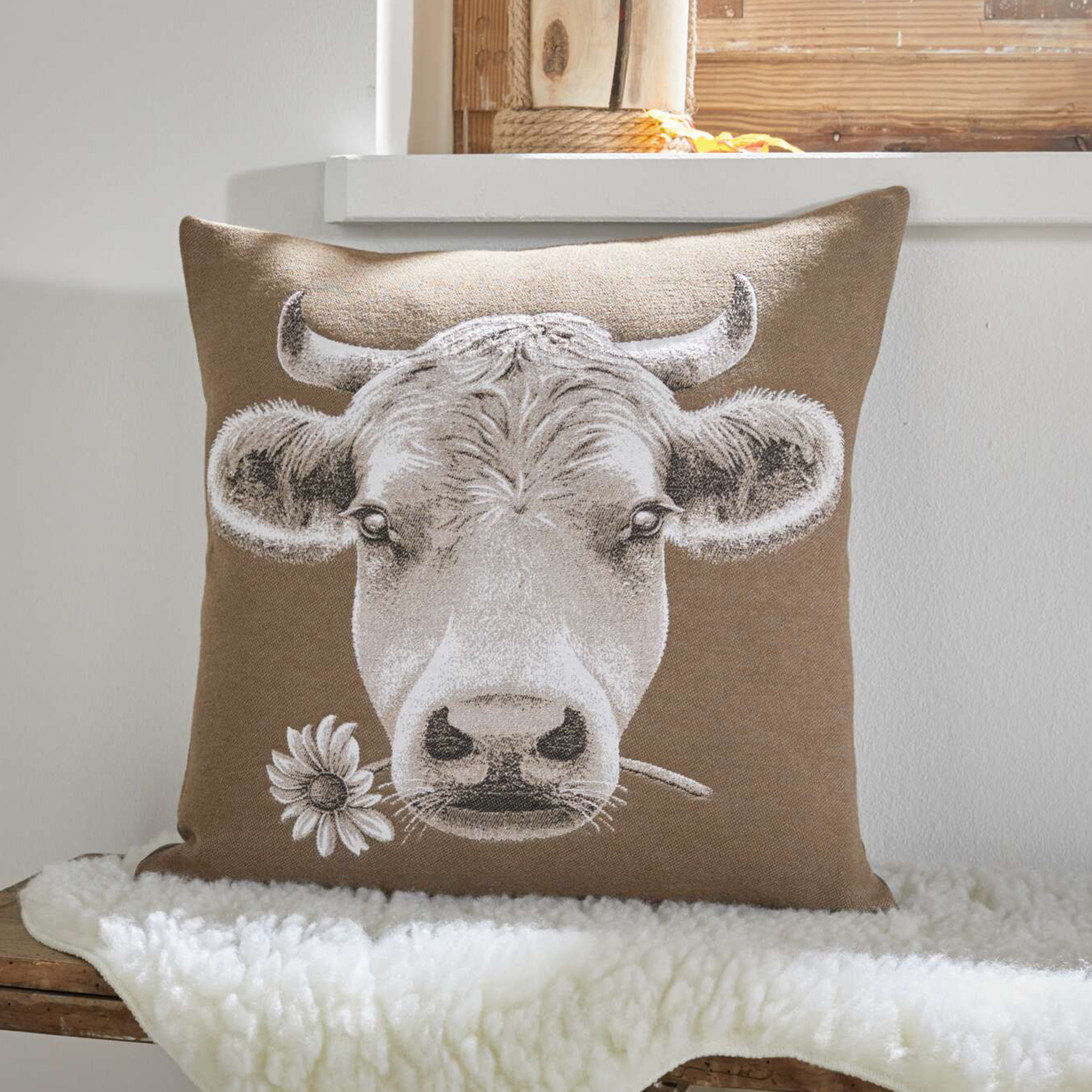 Acheter Housse de coussin "Cozy Cow"  dans la boutique en ligne de Frank Flechtwaren