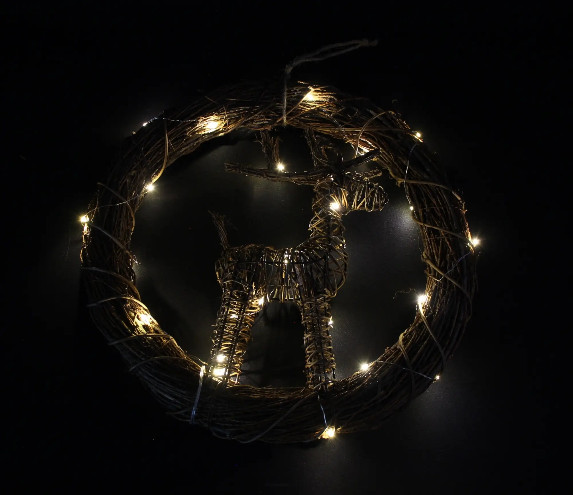 Acheter Couronne LED "renne"  dans la boutique en ligne de Frank Flechtwaren pour Décoration de table LED