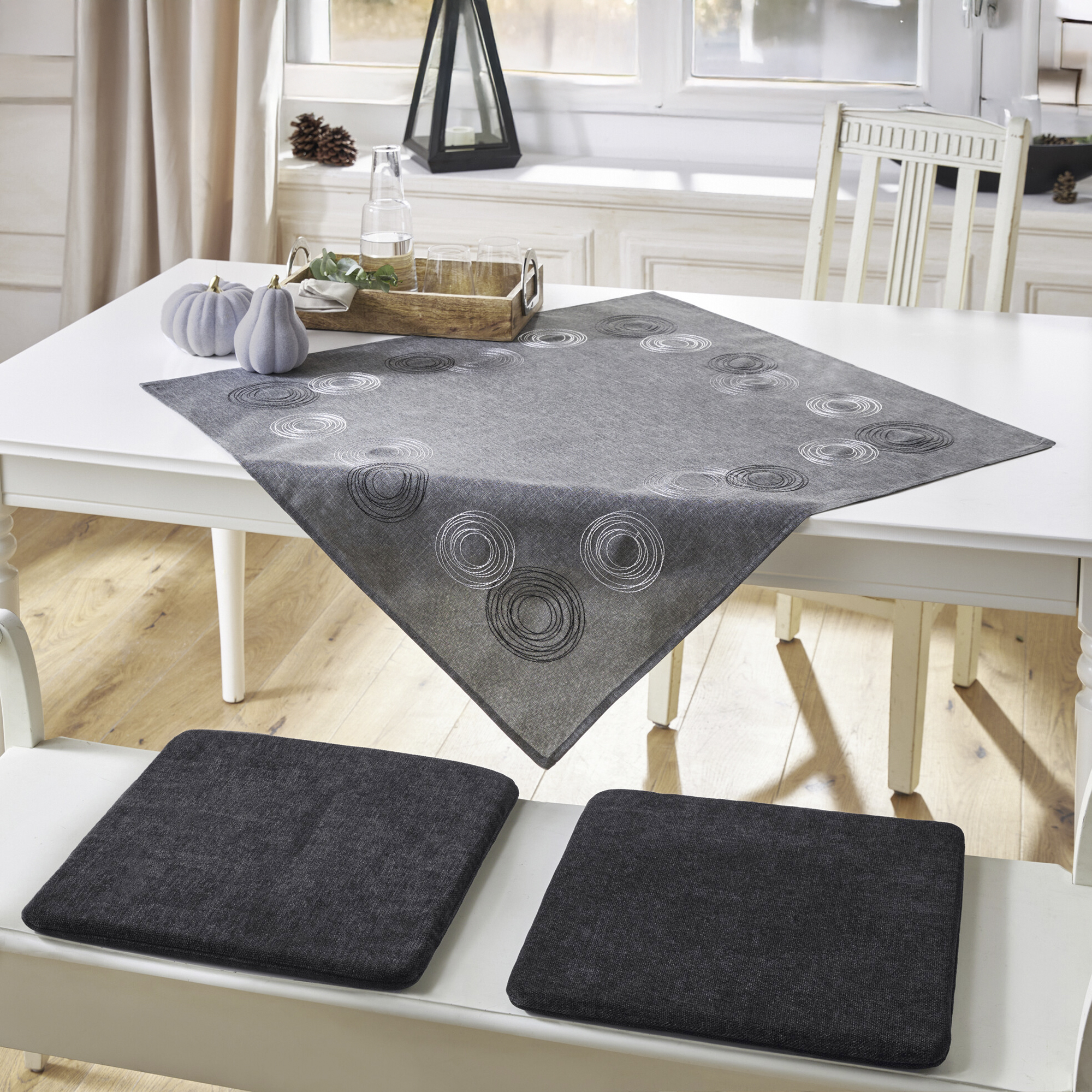 Acheter Coussin d'assise "Black"  dans la boutique en ligne de Frank Flechtwaren pour Automne