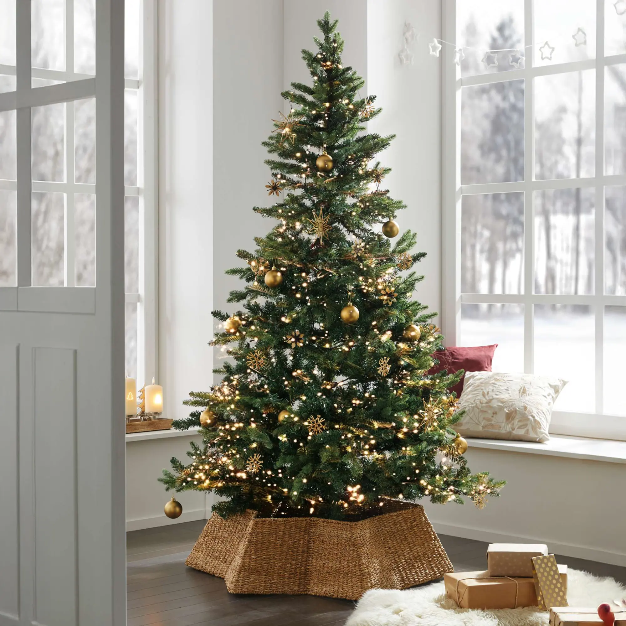 Acheter Bordure pour arbre de Noël "étoile"  dans la boutique en ligne de Frank Flechtwaren pour Sapins artificiels