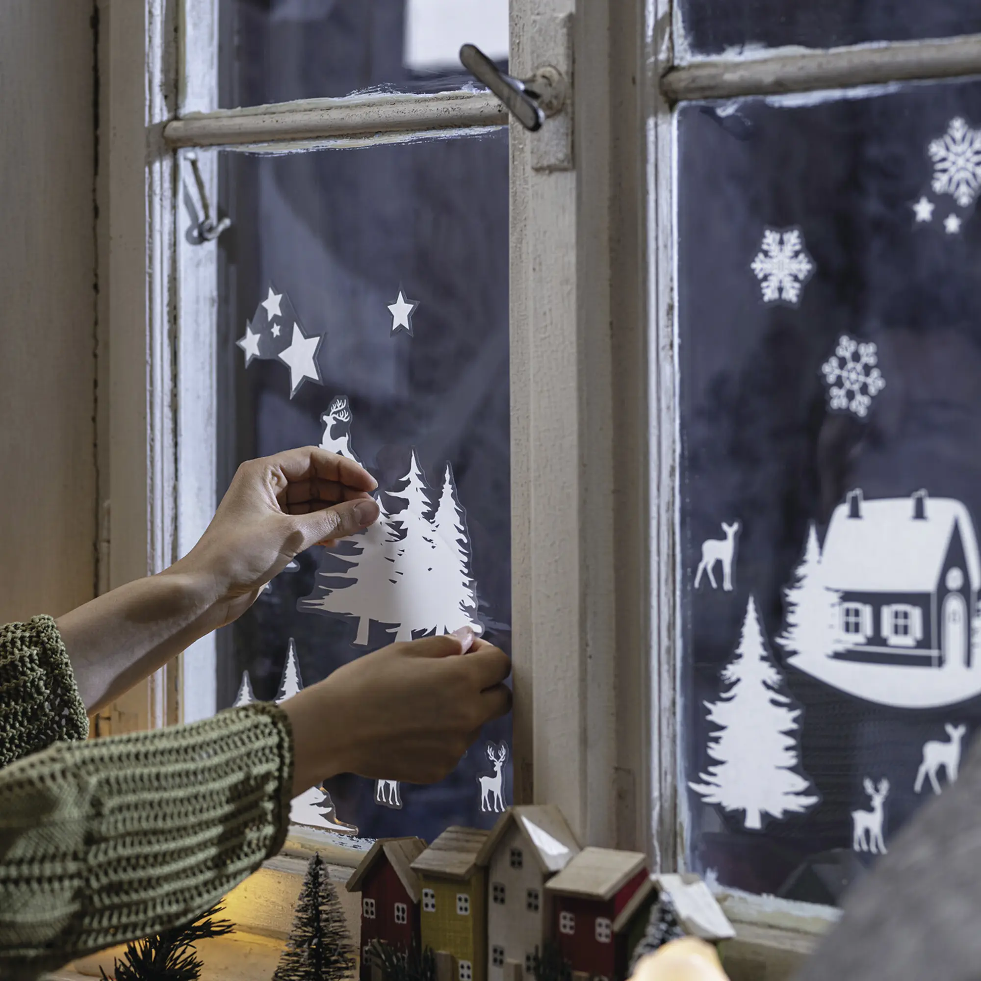 Acheter Sticker pour fenêtres "Merry Christmas", 33 pcs dans la boutique en ligne de Frank Flechtwaren pour Décorations murales Acheter Sticker pour fenêtres "Merry Christmas", 33 pcs dans la boutique en ligne de Frank Flechtwaren pour Décorations murales