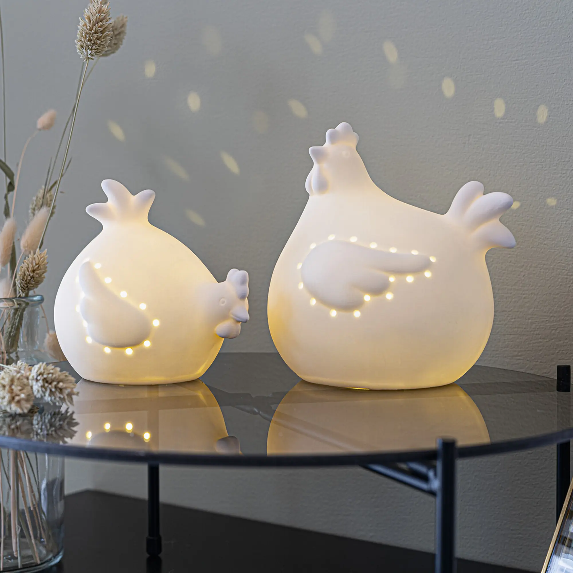Acheter Lot de 2 poules LED "White"  dans la boutique en ligne de Frank Flechtwaren
