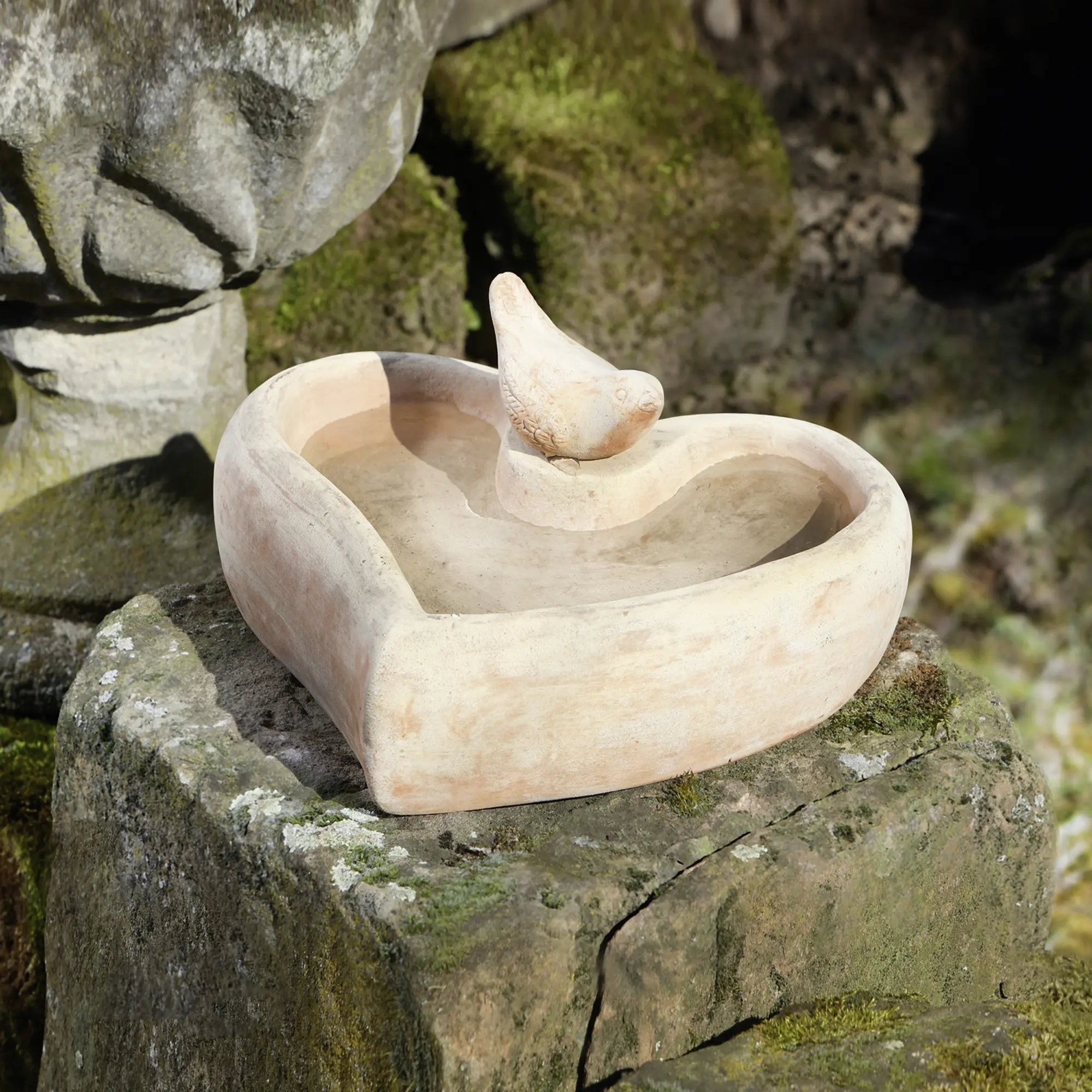 Acheter Abreuvoir pour oiseaux "coeur"  dans la boutique en ligne de Frank Flechtwaren