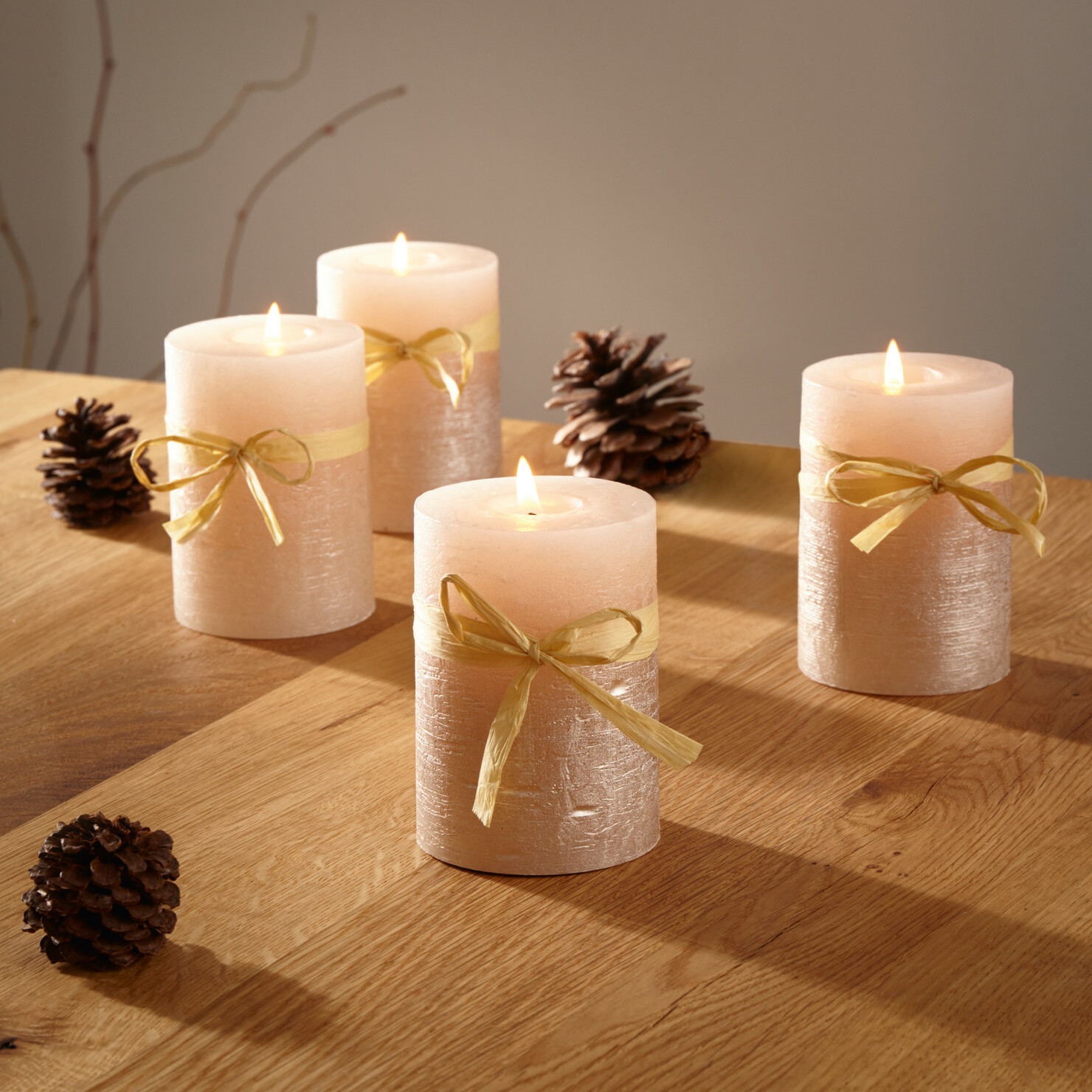 Acheter Lot de 4 bougies "champagne"  dans la boutique en ligne de Frank Flechtwaren