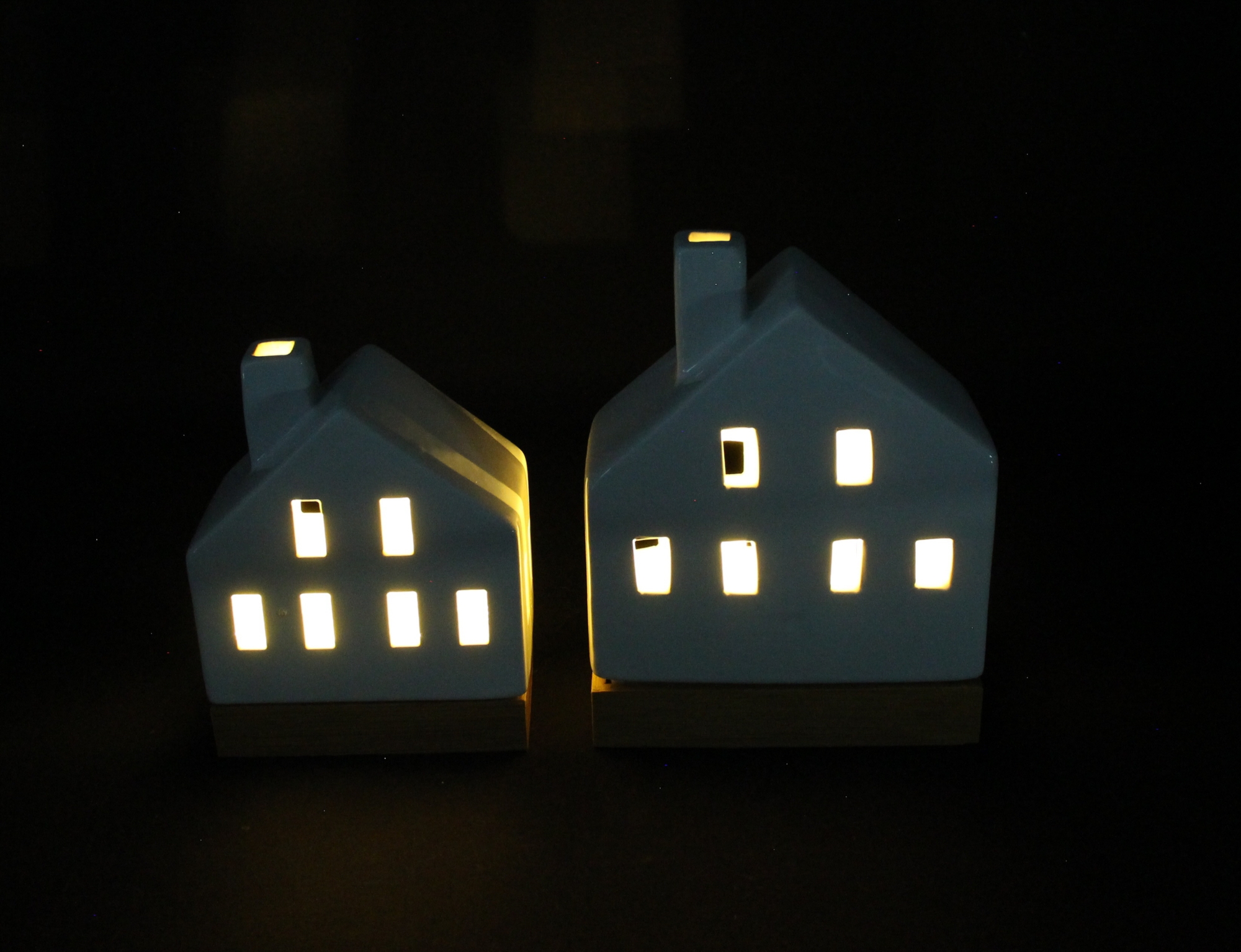Acheter Lot de 2 maisons LED "blanc"  dans la boutique en ligne de Frank Flechtwaren pour Hiver nordique