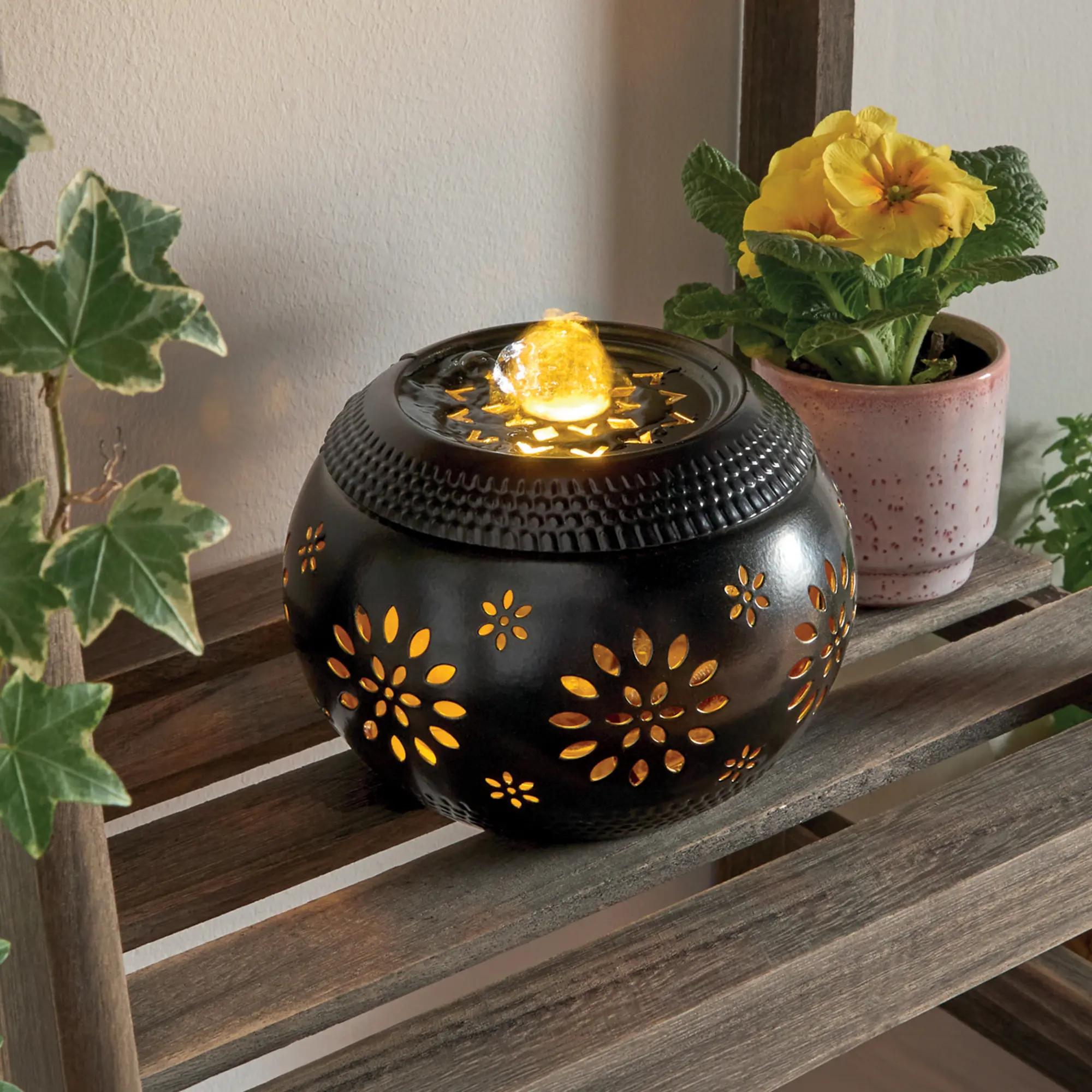 Acheter Fontaine de table LED "Fleurs"  dans la boutique en ligne de Frank Flechtwaren