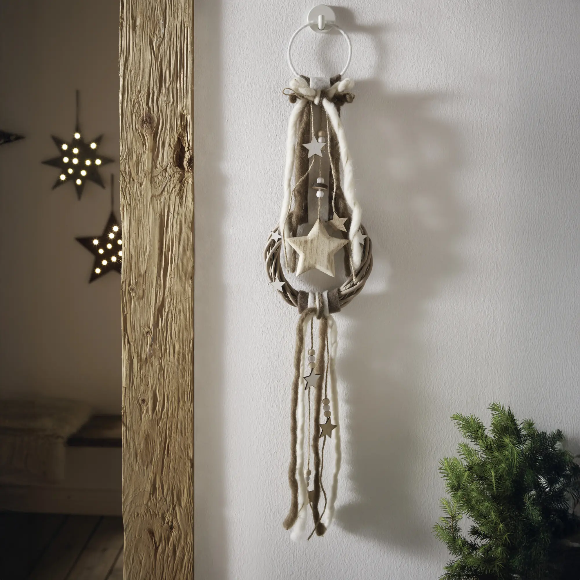 Acheter Suspension"couronne avec étoile"  dans la boutique en ligne de Frank Flechtwaren
