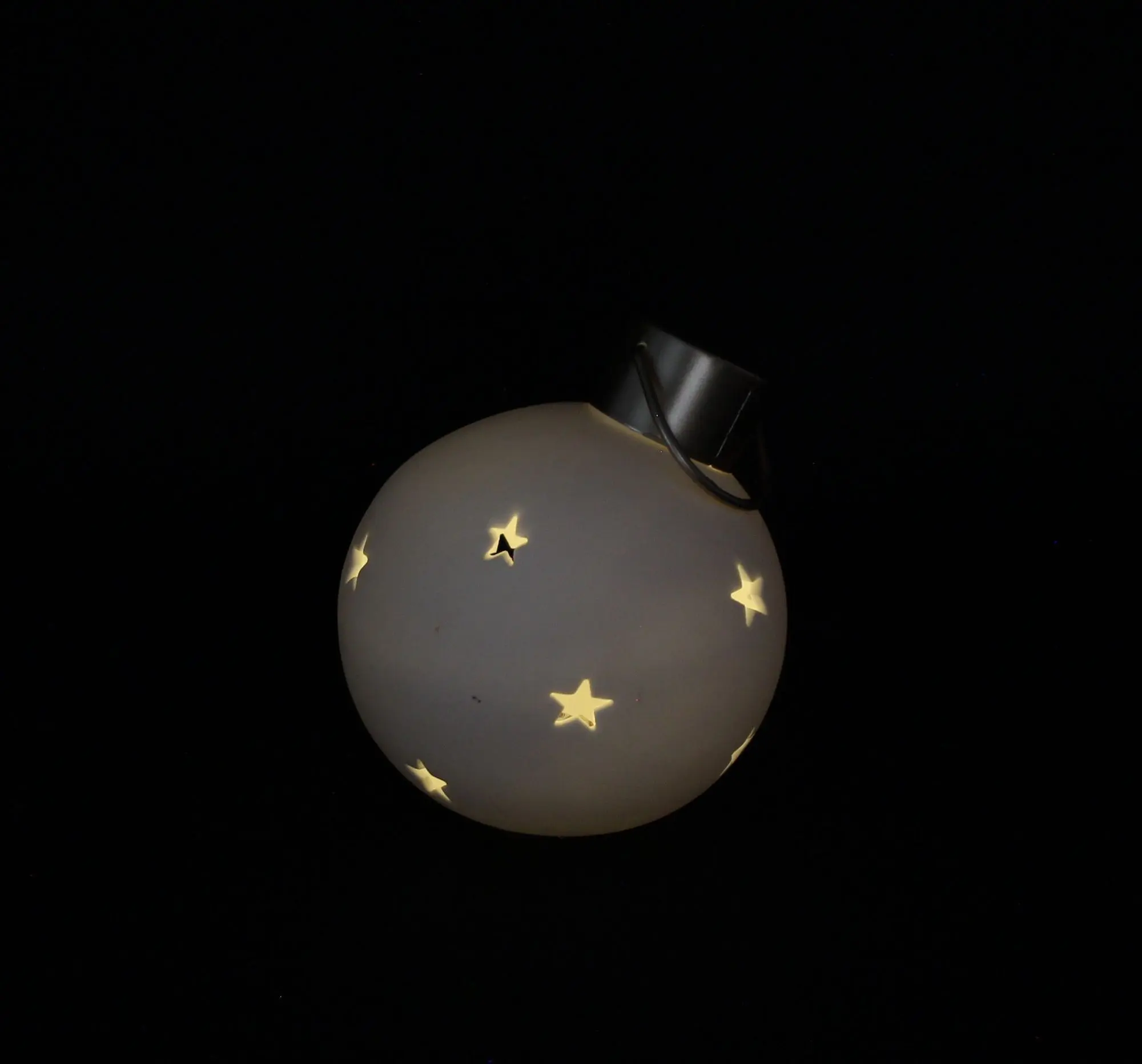 Acheter Boule de Noël LED « Étoiles »  dans la boutique en ligne de Frank Flechtwaren pour Décoration LED