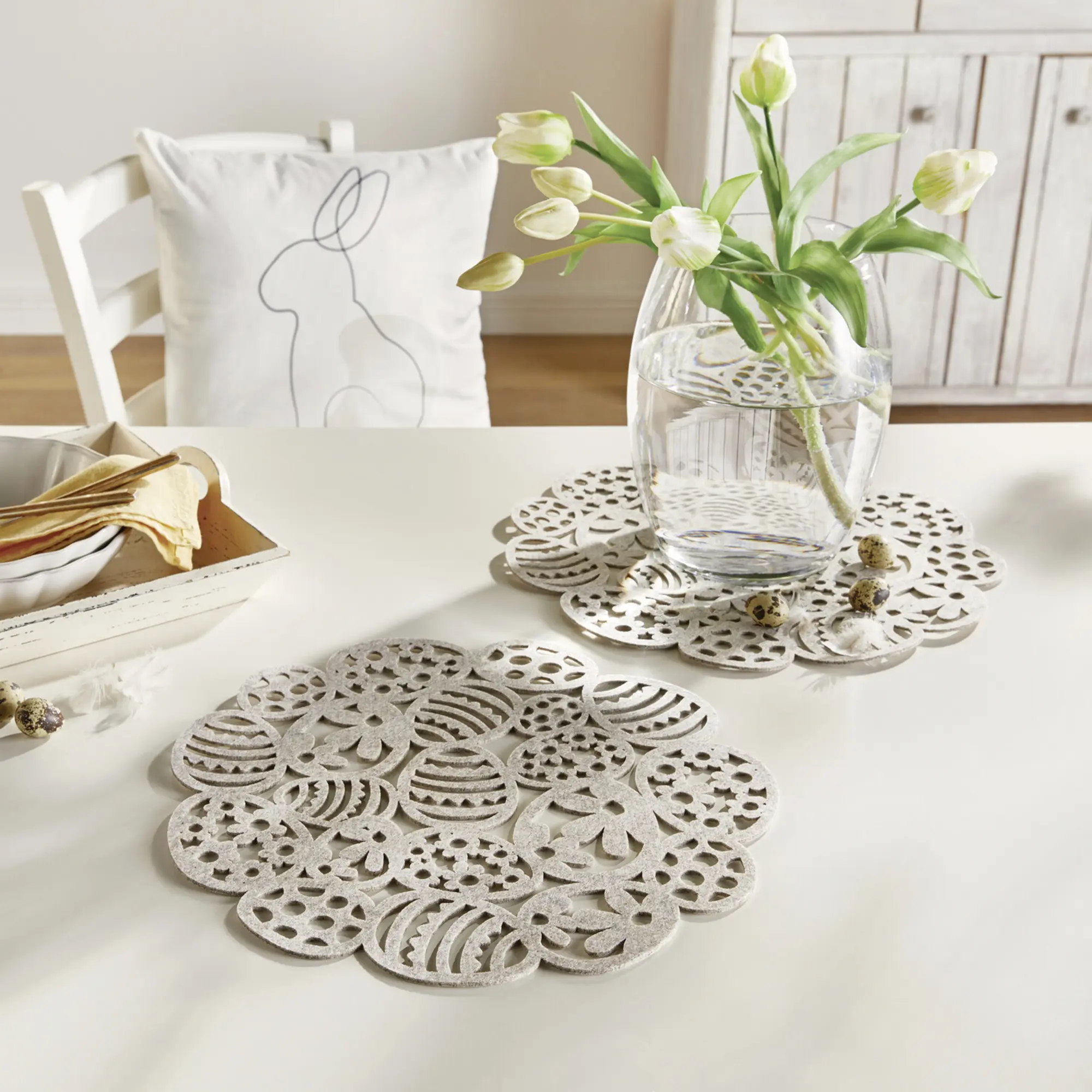 Acheter Lot de 2 sets de déco "oeufs de Pâques"  dans la boutique en ligne de Frank Flechtwaren