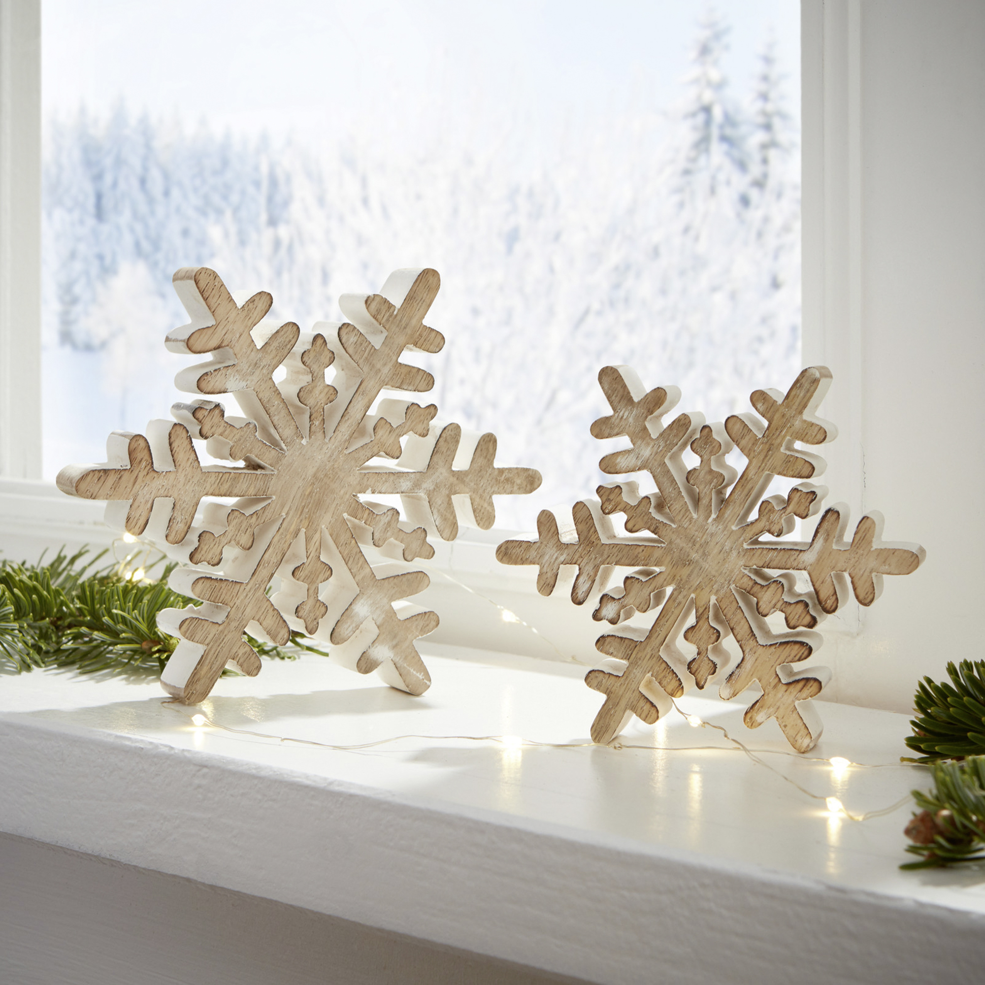 Acheter Lot de 2 décorations en bois "flocons de neige"  dans la boutique en ligne de Frank Flechtwaren pour Étoiles
