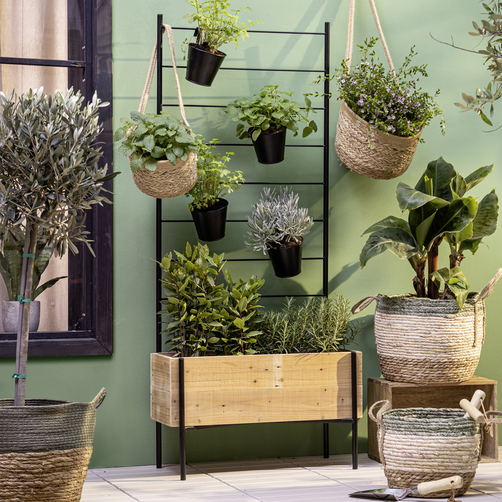 Acheter Jardinière "armature métallique"  dans la boutique en ligne de Frank Flechtwaren