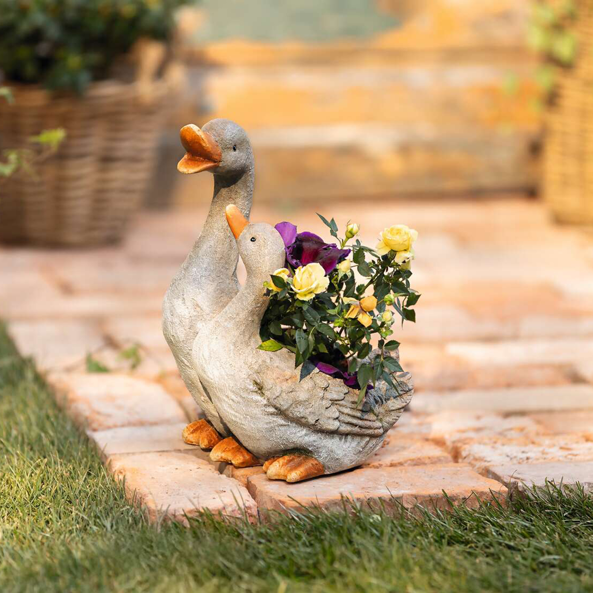 Acheter Jardinière "couple d'oies"  dans la boutique en ligne de Frank Flechtwaren