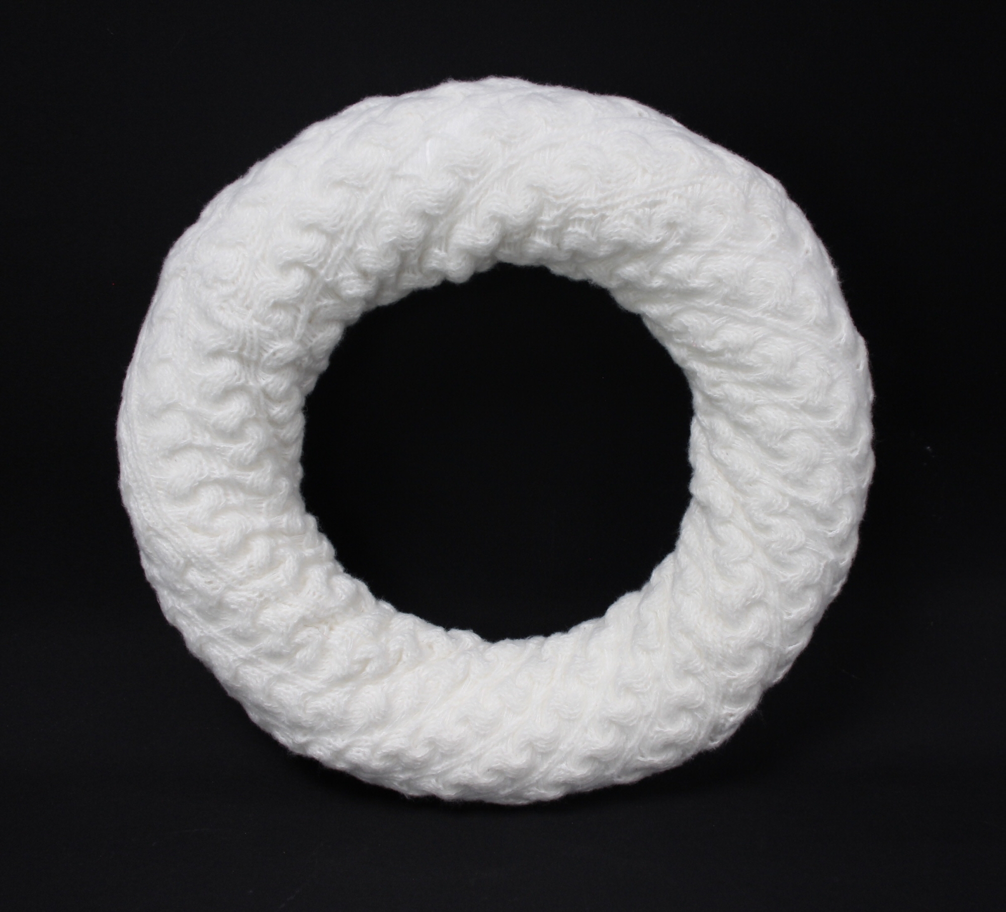 Acheter Couronne "tricot doux"  dans la boutique en ligne de Frank Flechtwaren pour Couronnes