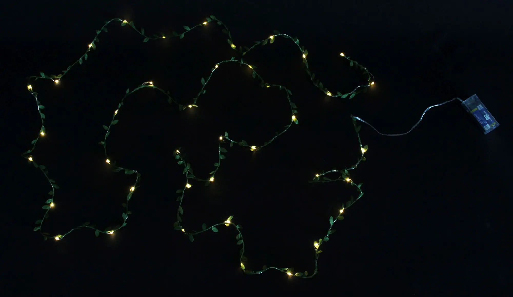 Acheter Guirlande LED "buis" dans la boutique en ligne de Frank Flechtwaren pour Pâques Acheter Guirlande LED "buis" dans la boutique en ligne de Frank Flechtwaren pour Pâques