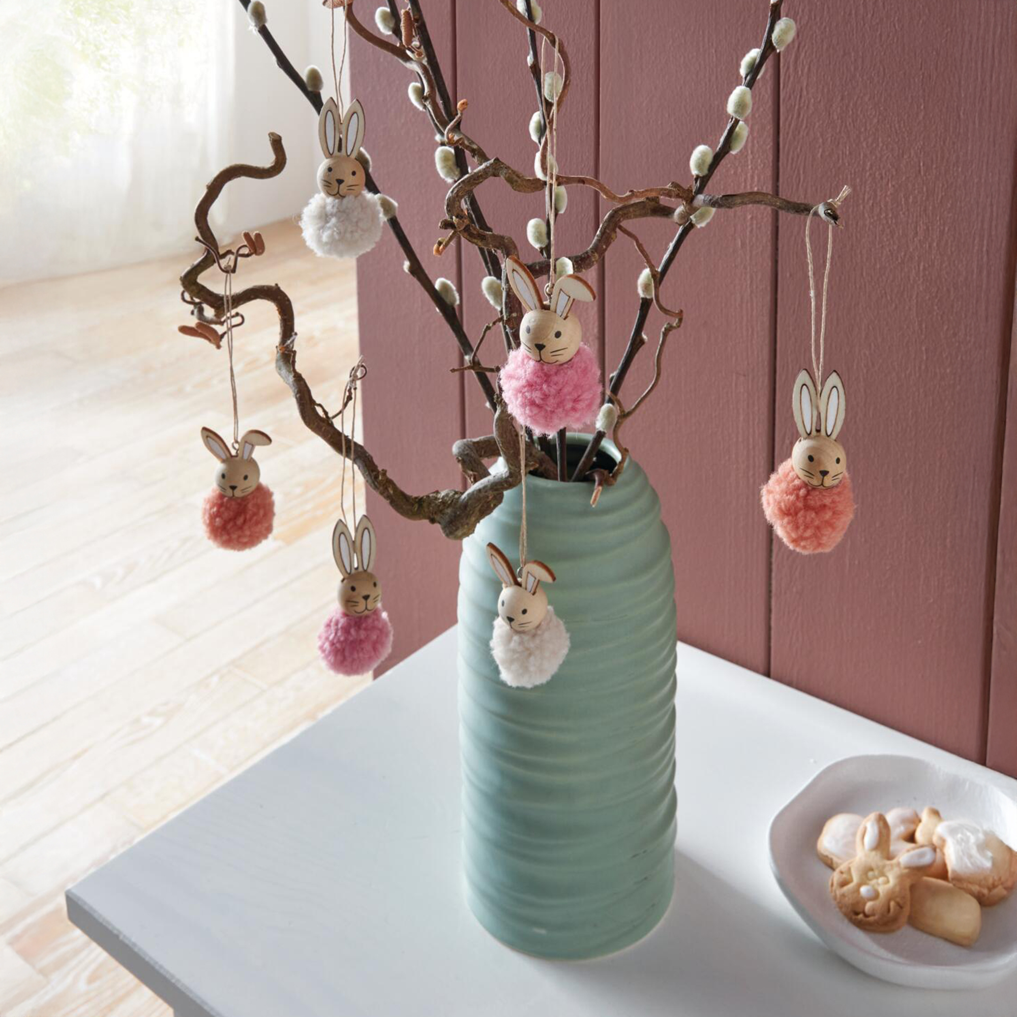 Acheter Lot de 6 suspensions de Pâques "lapins peluches"  dans la boutique en ligne de Frank Flechtwaren