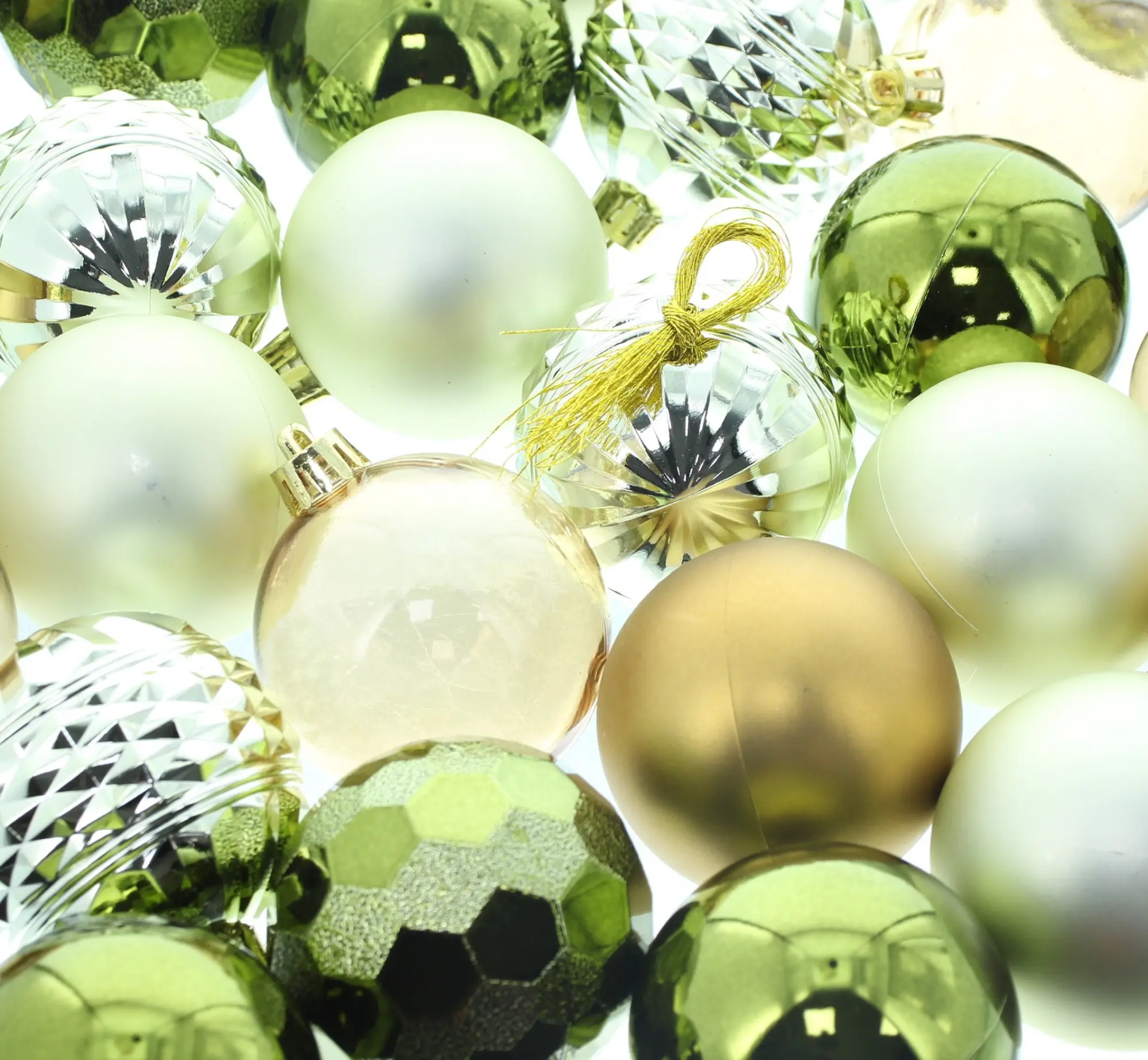 Acheter Lot de 36 boules pour sapin de Noël "Green &amp; Gold"  dans la boutique en ligne de Frank Flechtwaren