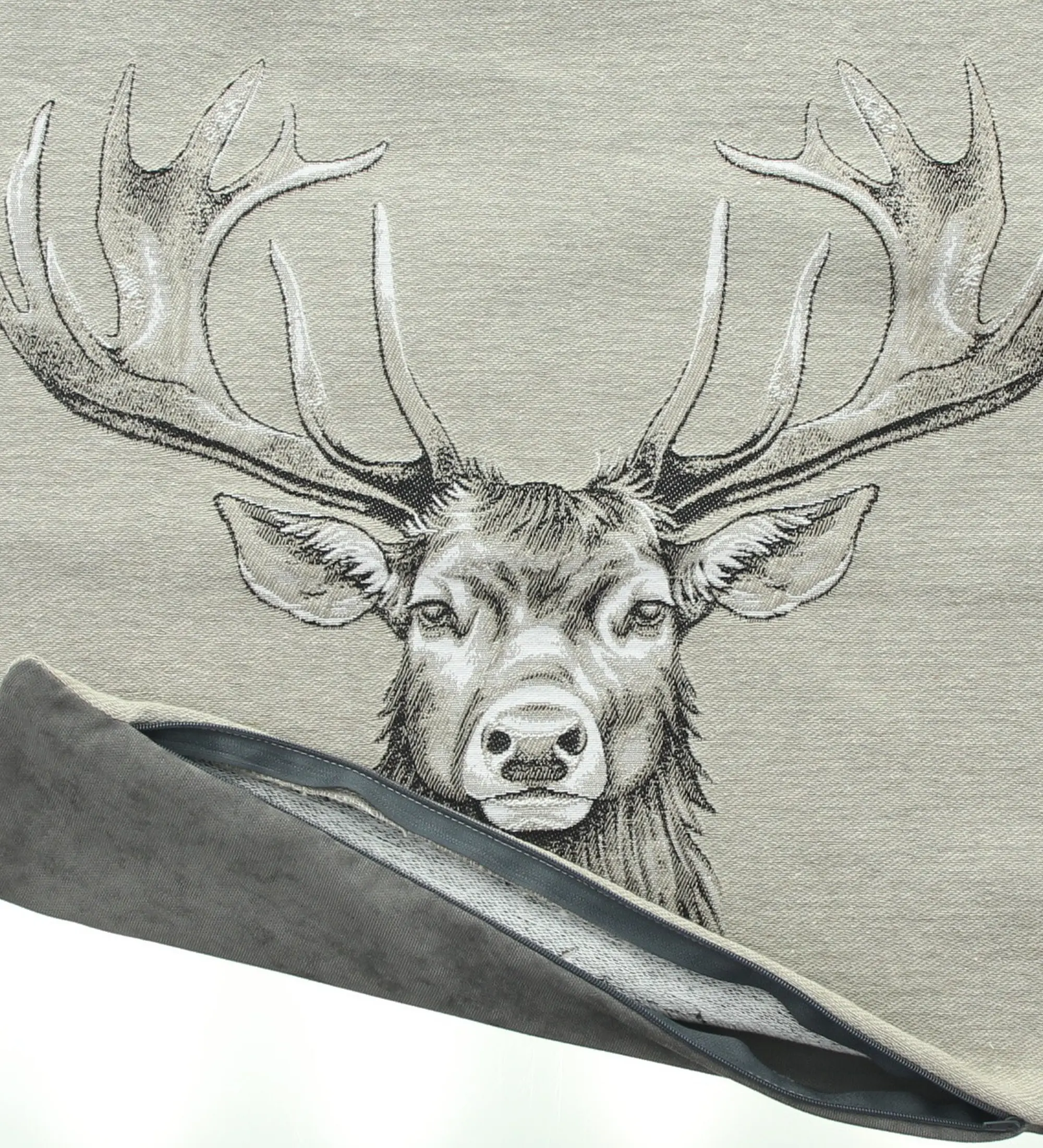 Acheter Housse de coussin "Cozy Deer"  dans la boutique en ligne de Frank Flechtwaren pour Remplissages