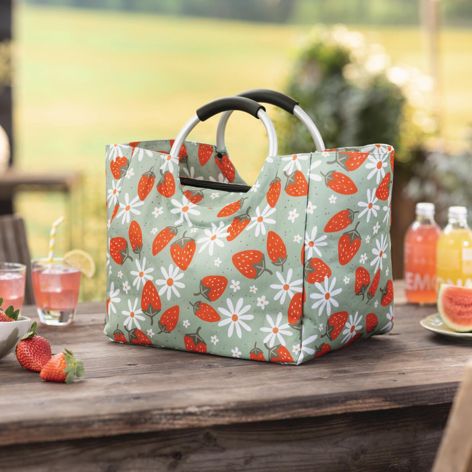 Acheter Sac isotherme "Fraises"  dans la boutique en ligne de Frank Flechtwaren