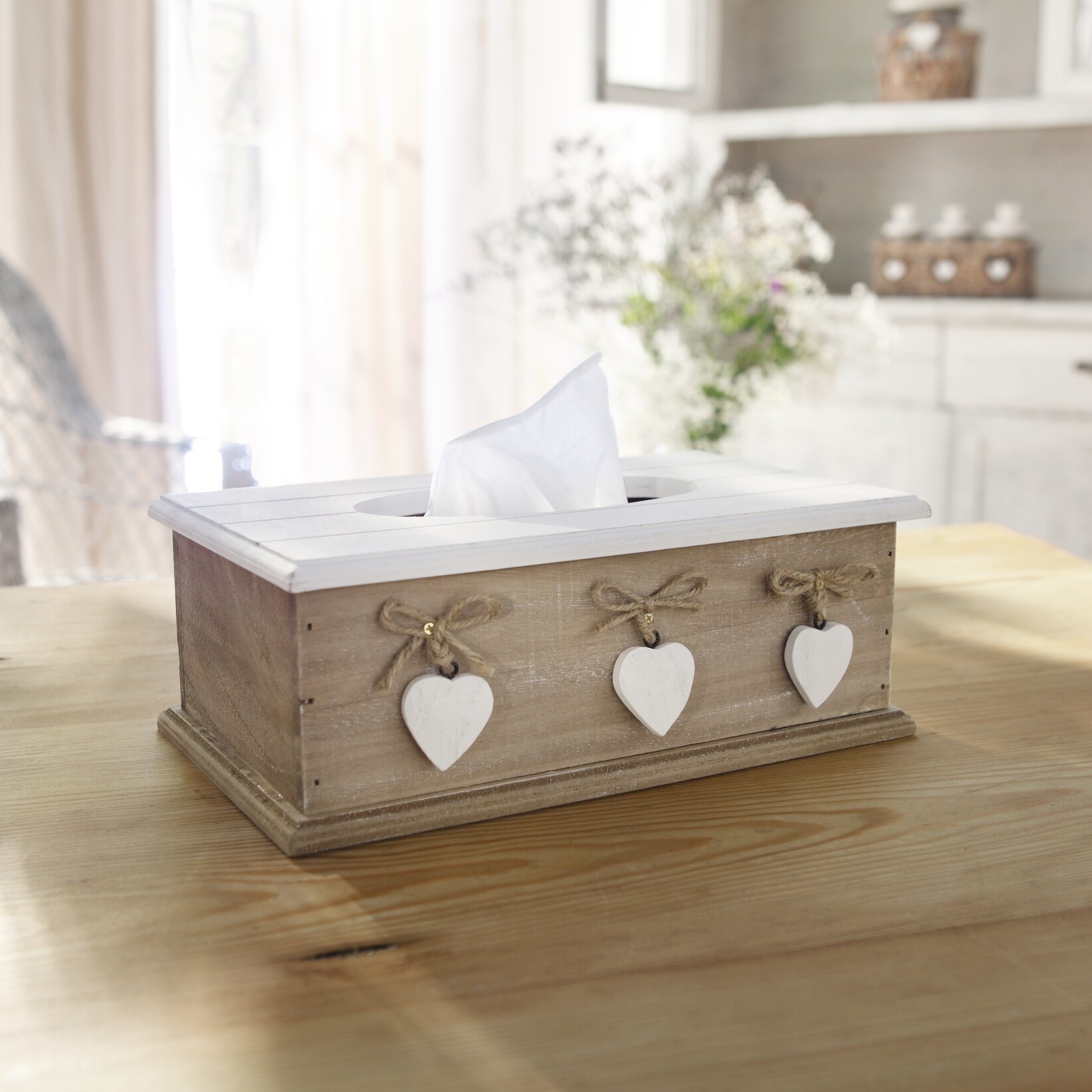 Acheter Boîte à mouchoirs "cœur blanc"  dans la boutique en ligne de Frank Flechtwaren