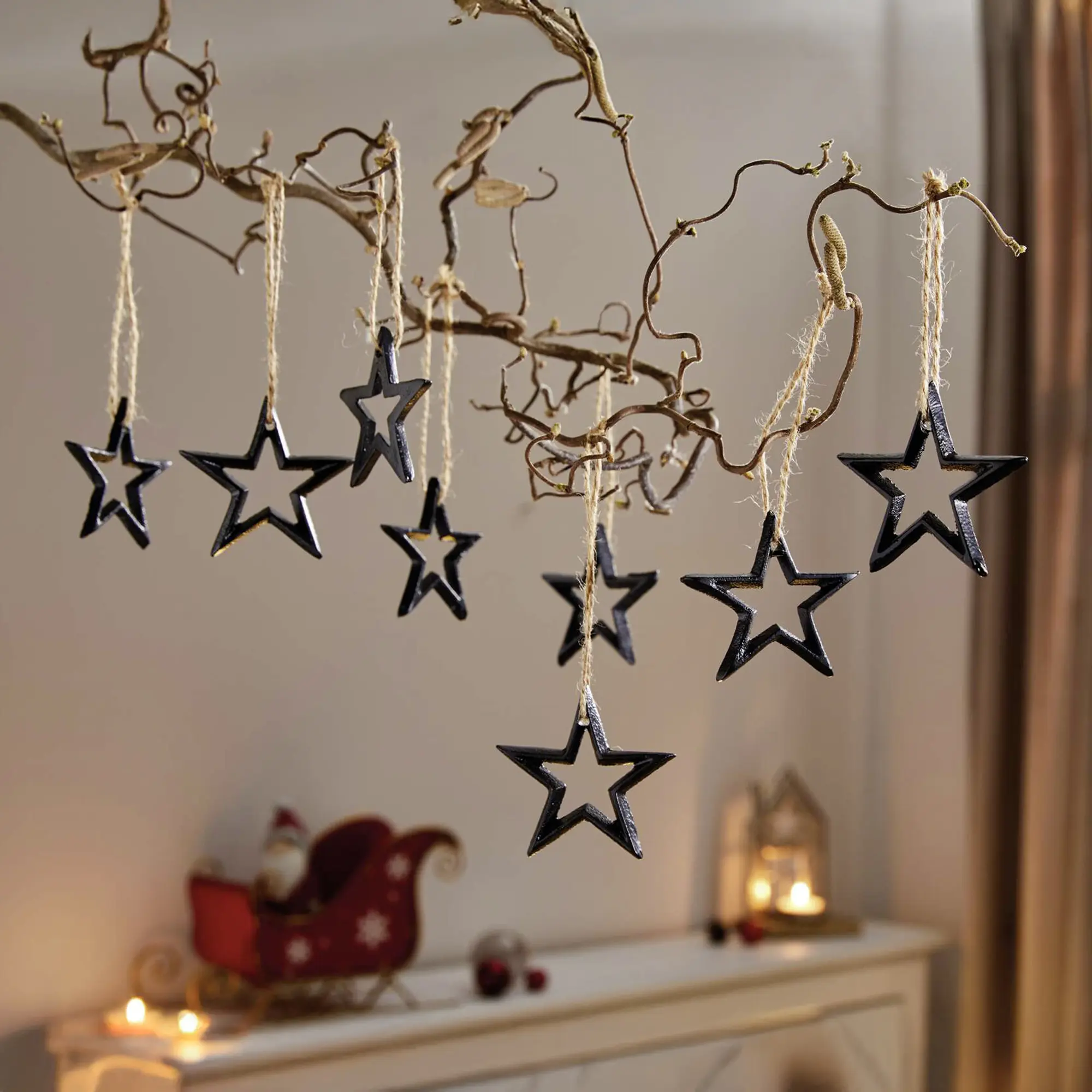 Acheter Lot de 10 suspensions étoiles "Black"  dans la boutique en ligne de Frank Flechtwaren