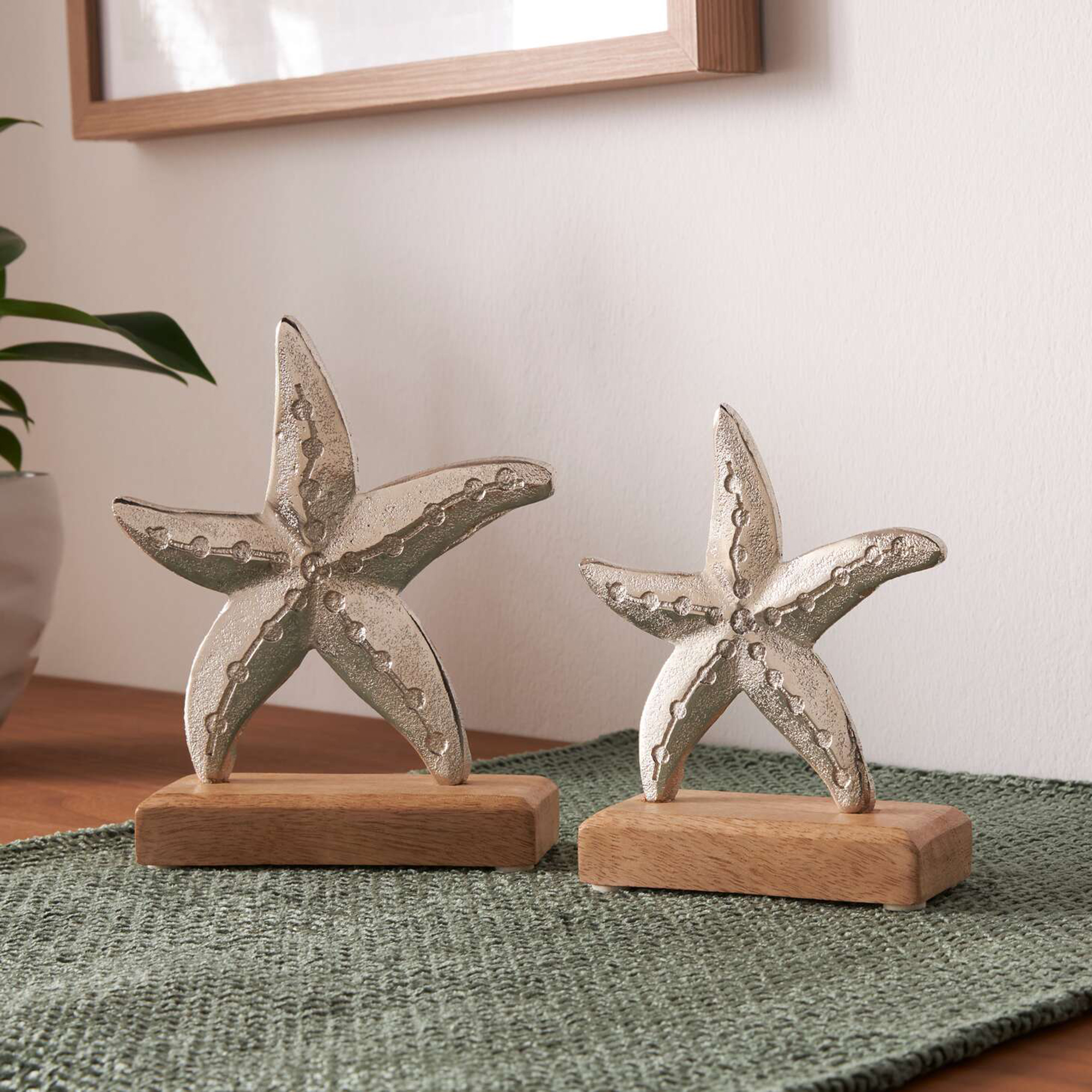 Acheter Lot de 2 décorations en bois "étoile de mer"  dans la boutique en ligne de Frank Flechtwaren