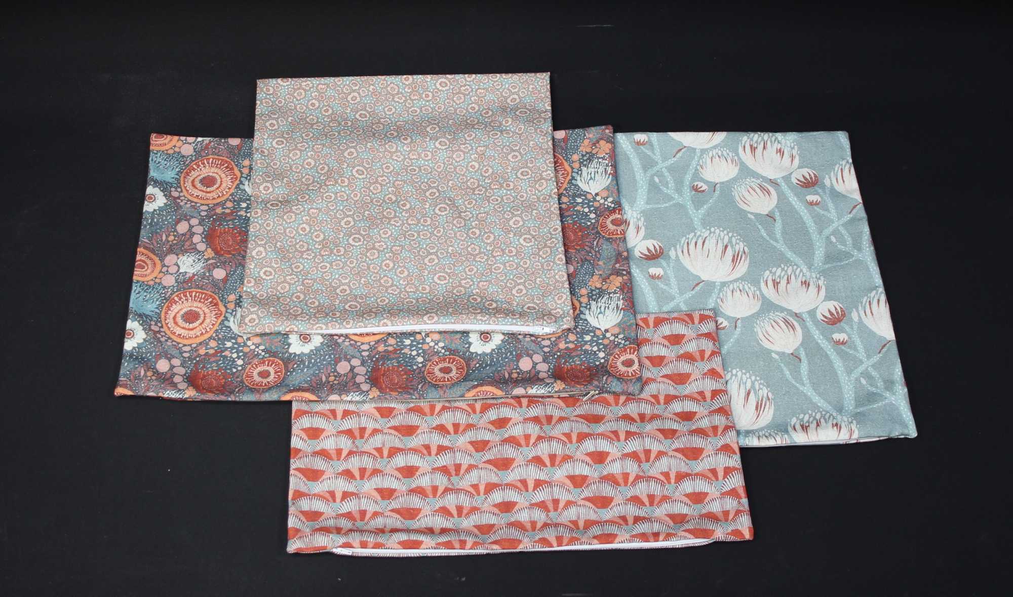 Acheter Lot de 4 housses de coussins "florale" dans la boutique en ligne de Frank Flechtwaren pour Remplissages Acheter Lot de 4 housses de coussins "florale" dans la boutique en ligne de Frank Flechtwaren pour Remplissages