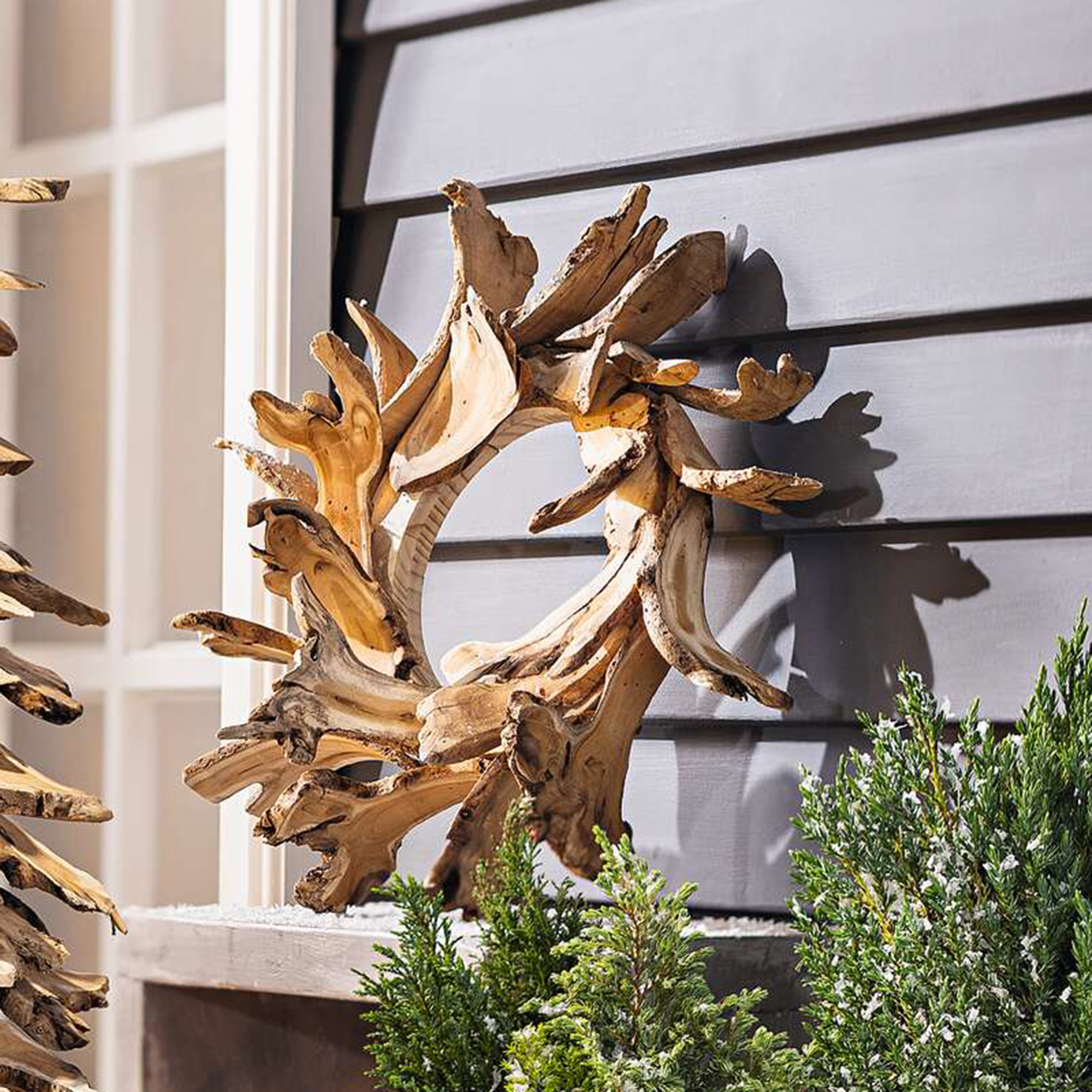 Acheter Couronne décorative "tranches de bois"  dans la boutique en ligne de Frank Flechtwaren