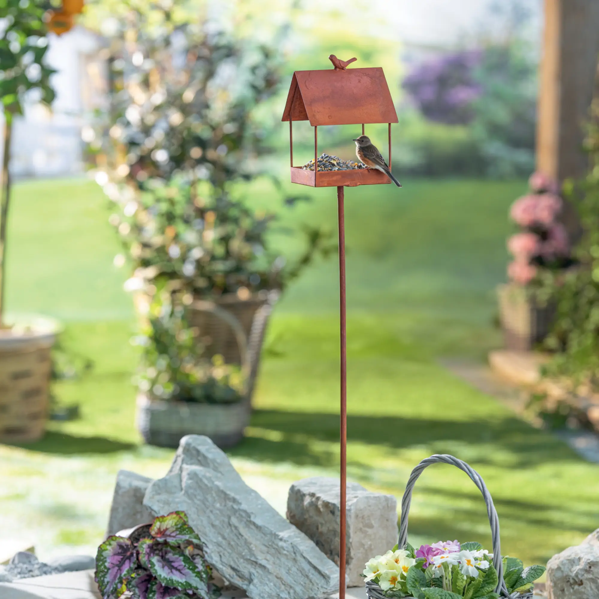 Acheter Pic de jardin "maison d'oiseau"  dans la boutique en ligne de Frank Flechtwaren