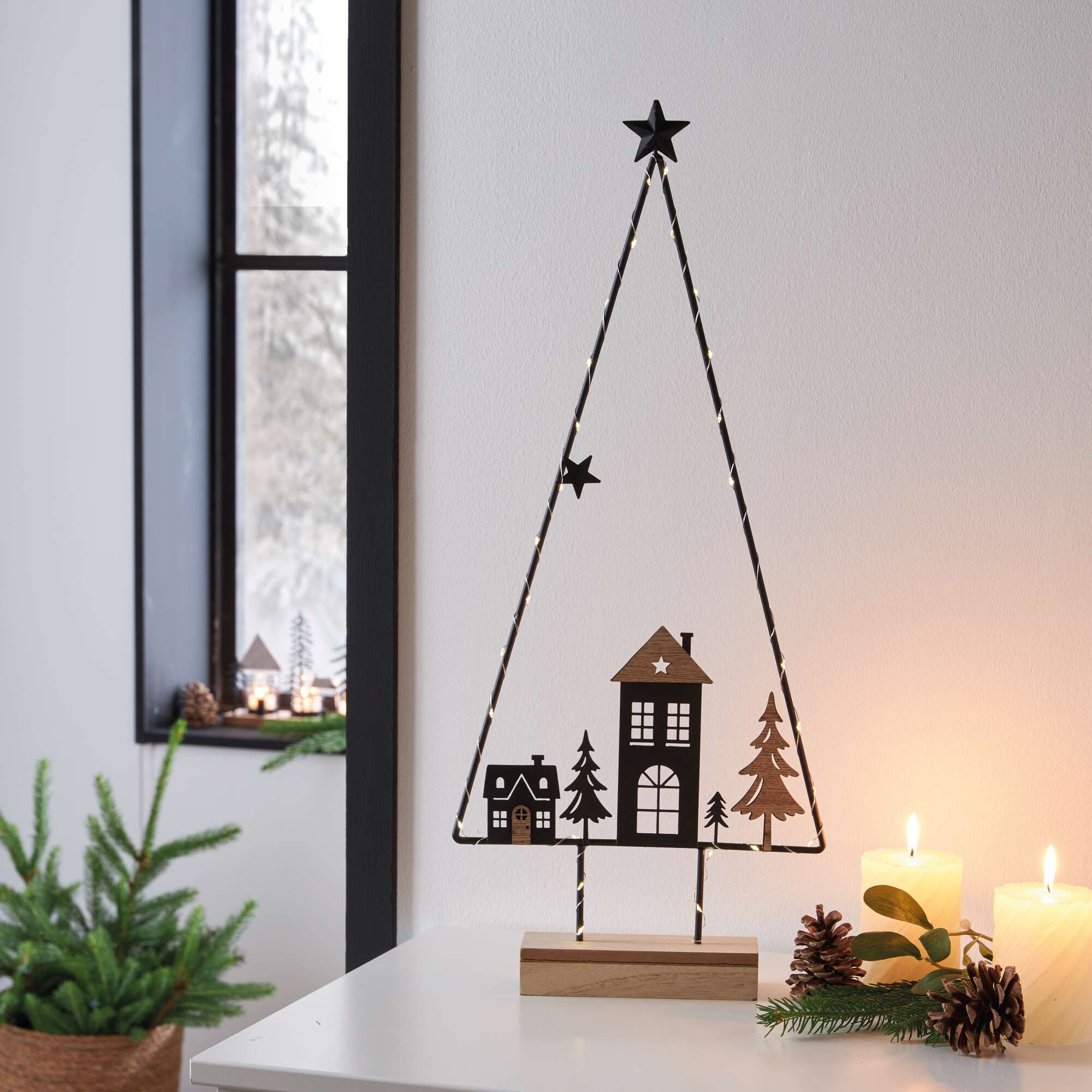 Acheter Sapin LED "christmas"  dans la boutique en ligne de Frank Flechtwaren pour Sapins
