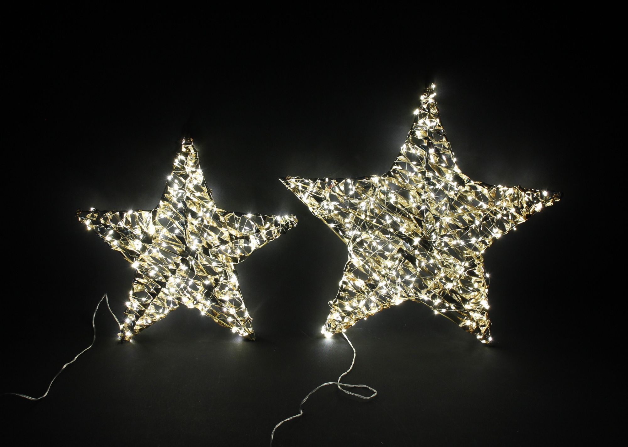 Acheter Étoile LED « Golden », 2 lot de Set dans la boutique en ligne de Frank Flechtwaren pour Étoiles