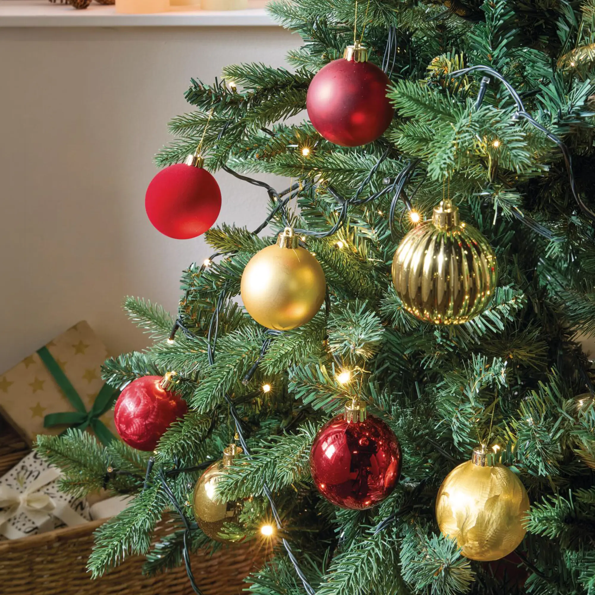 Acheter Boules de Noël « Gold &amp; Red », lot de 30 dans la boutique en ligne de Frank Flechtwaren