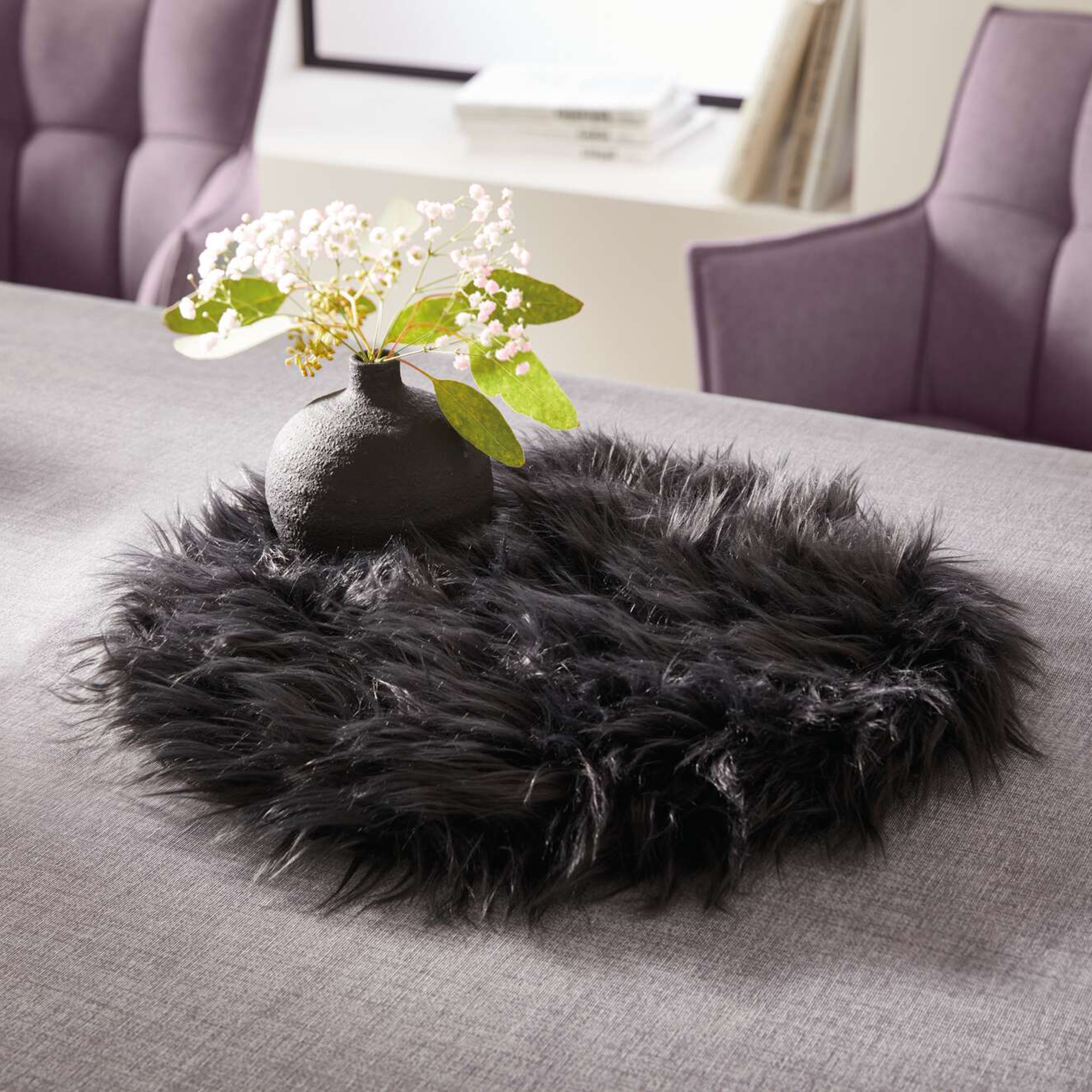 Acheter Fourrure de décoration "Raven"  dans la boutique en ligne de Frank Flechtwaren