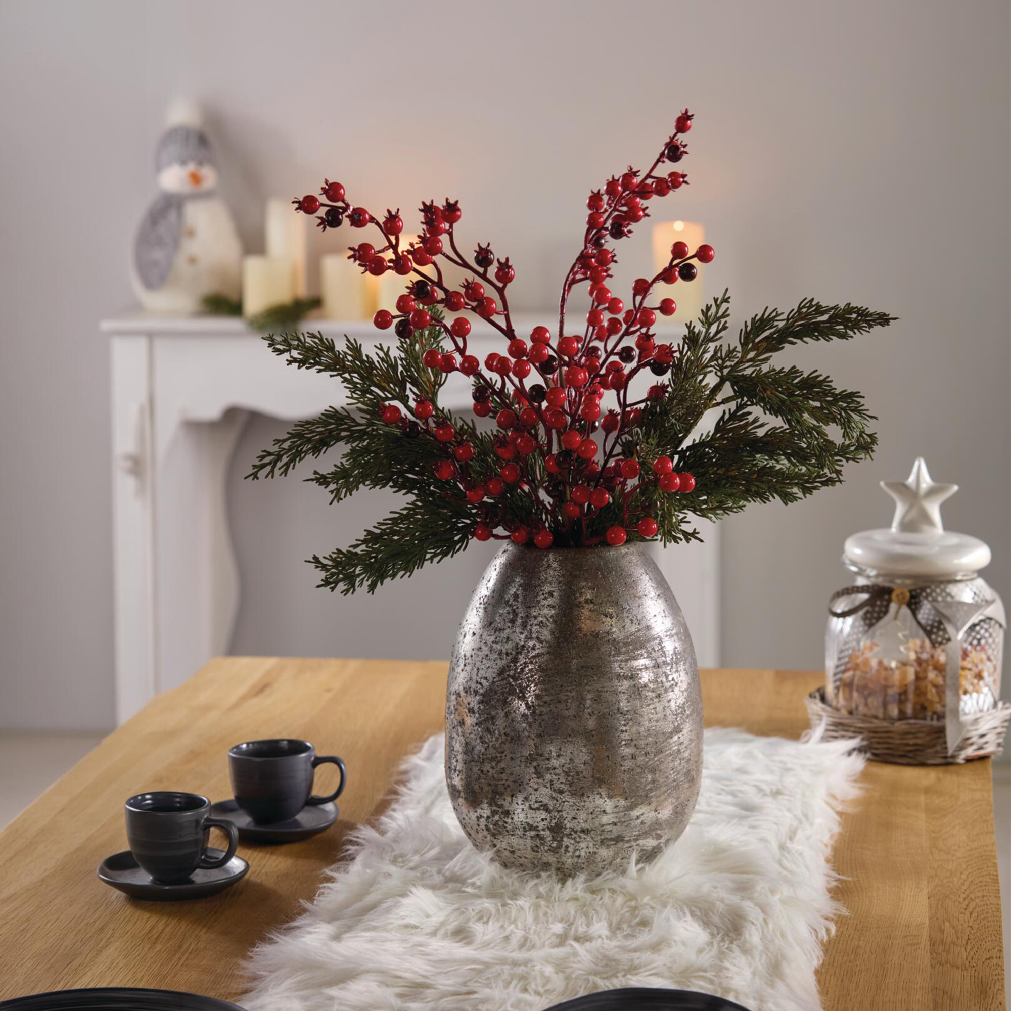 Acheter Branche décorative « Baies rouges », lot de 2 dans la boutique en ligne de Frank Flechtwaren pour Couronnes et bouquets