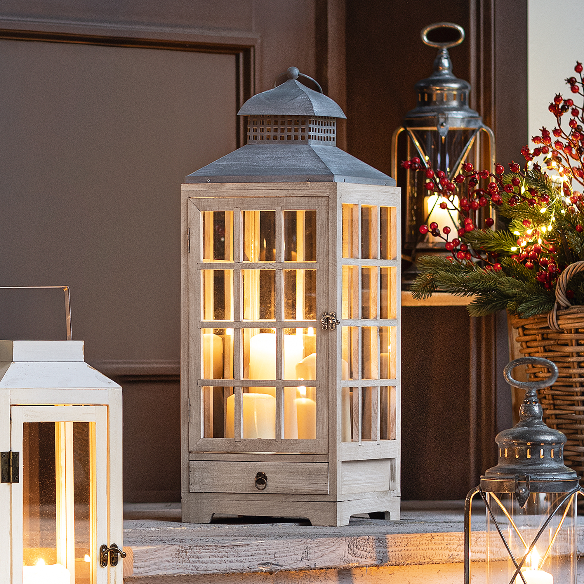 Acheter Grande lanterne "maison champêtre"  dans la boutique en ligne de Frank Flechtwaren