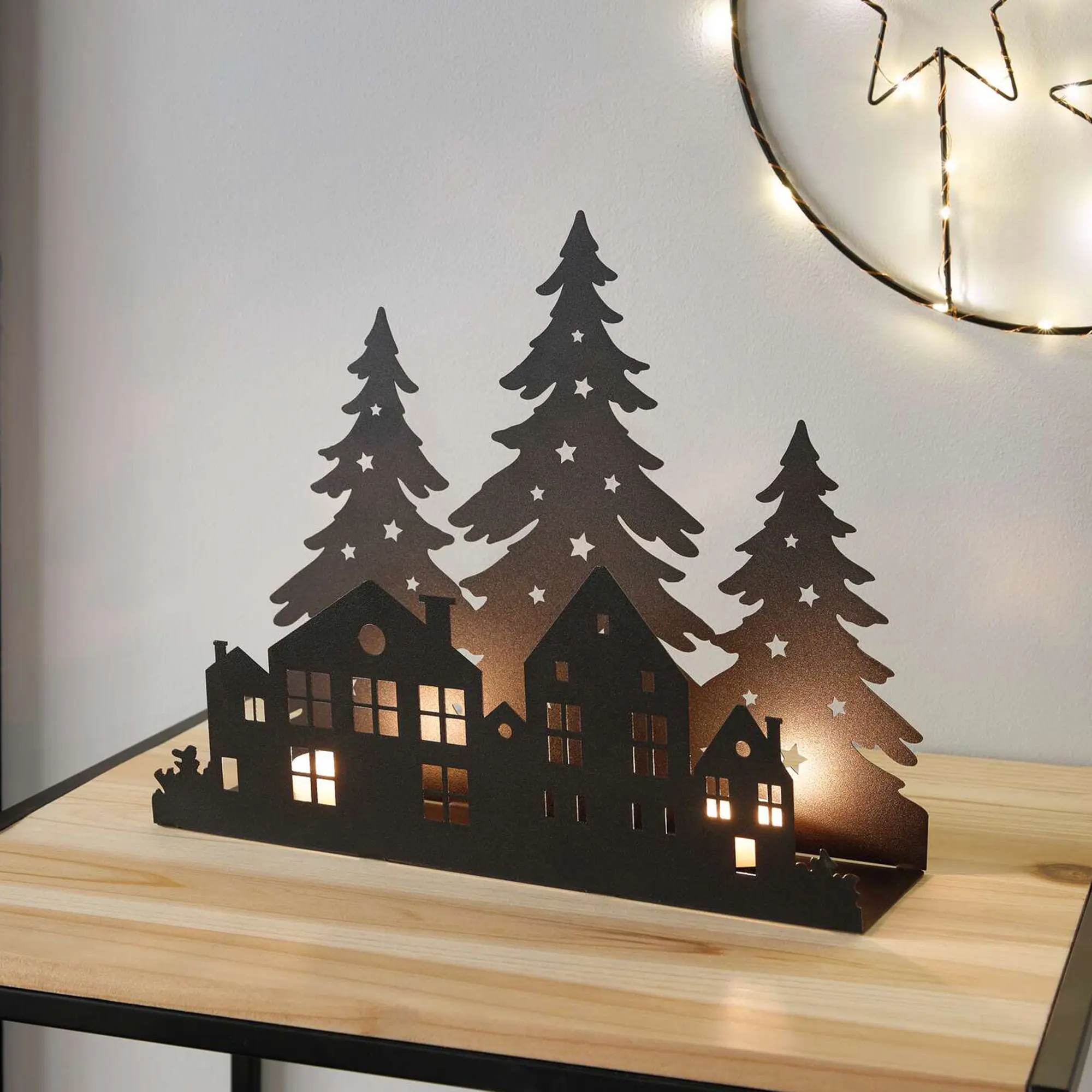 Acheter Support bougies "maisons dans la forêt"  dans la boutique en ligne de Frank Flechtwaren