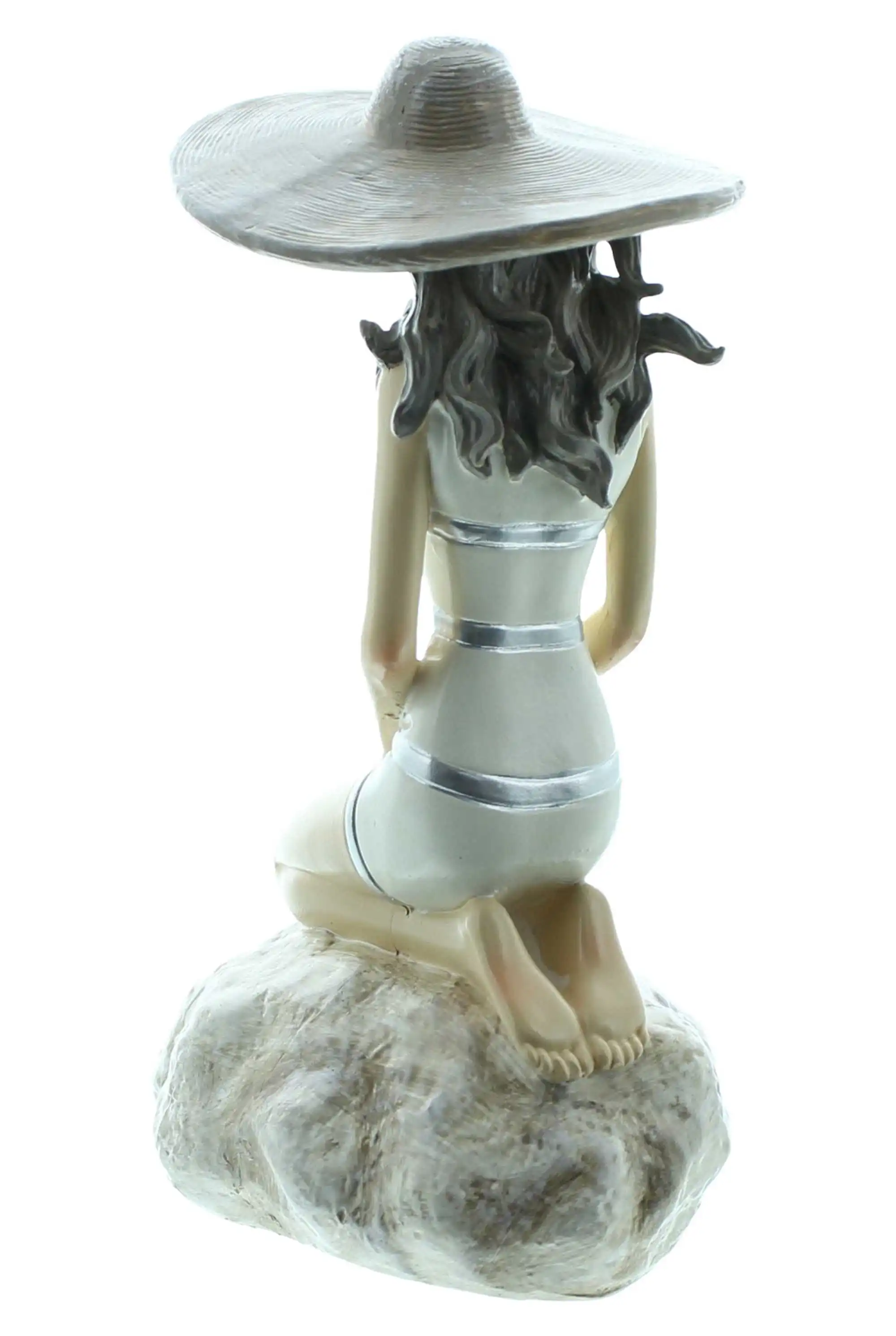 Acheter Figurine "dame à la plage sur rocher"  dans la boutique en ligne de Frank Flechtwaren pour Figurines décoratives