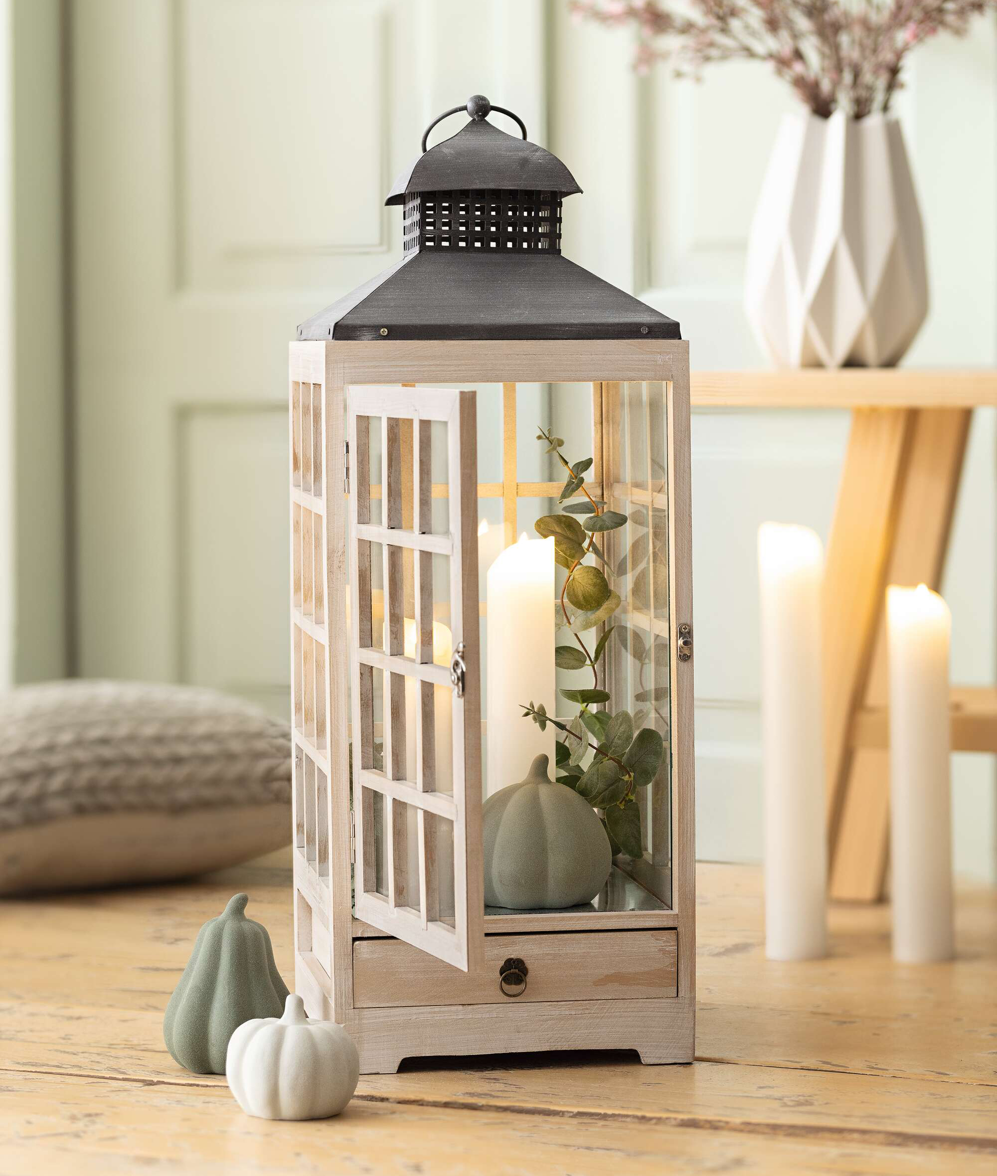Acheter Grande lanterne "maison champêtre"  dans la boutique en ligne de Frank Flechtwaren