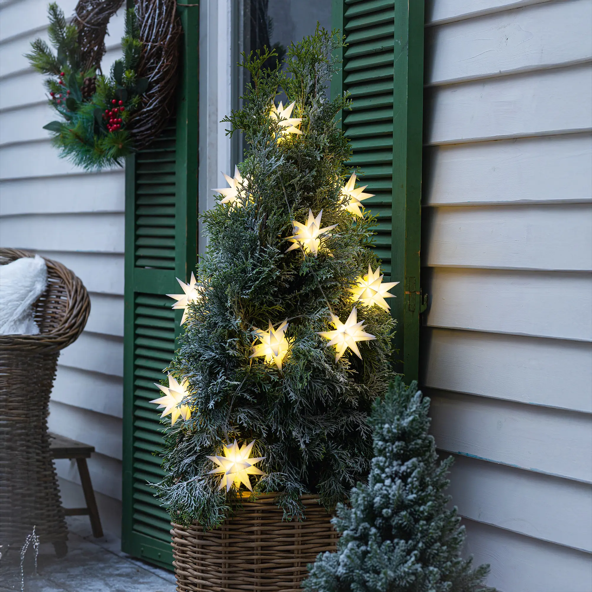 Acheter Guirlande LED "étoiles 3D"  dans la boutique en ligne de Frank Flechtwaren