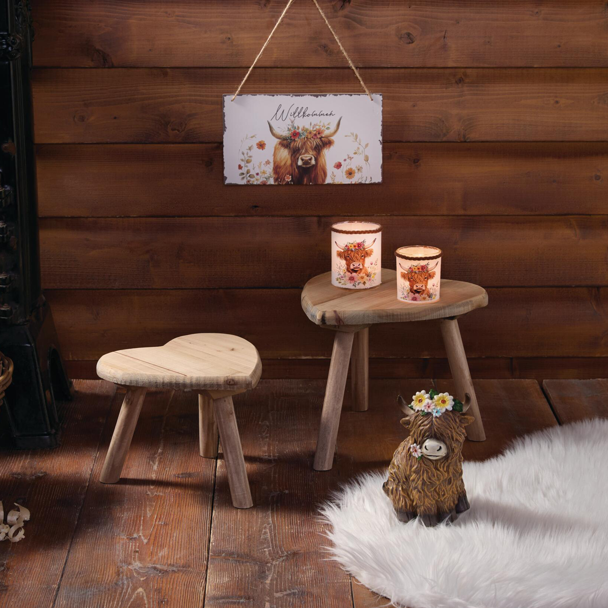 Acheter Figurine déco "taureau avec couronne de fleurs"  dans la boutique en ligne de Frank Flechtwaren pour Figurines décoratives