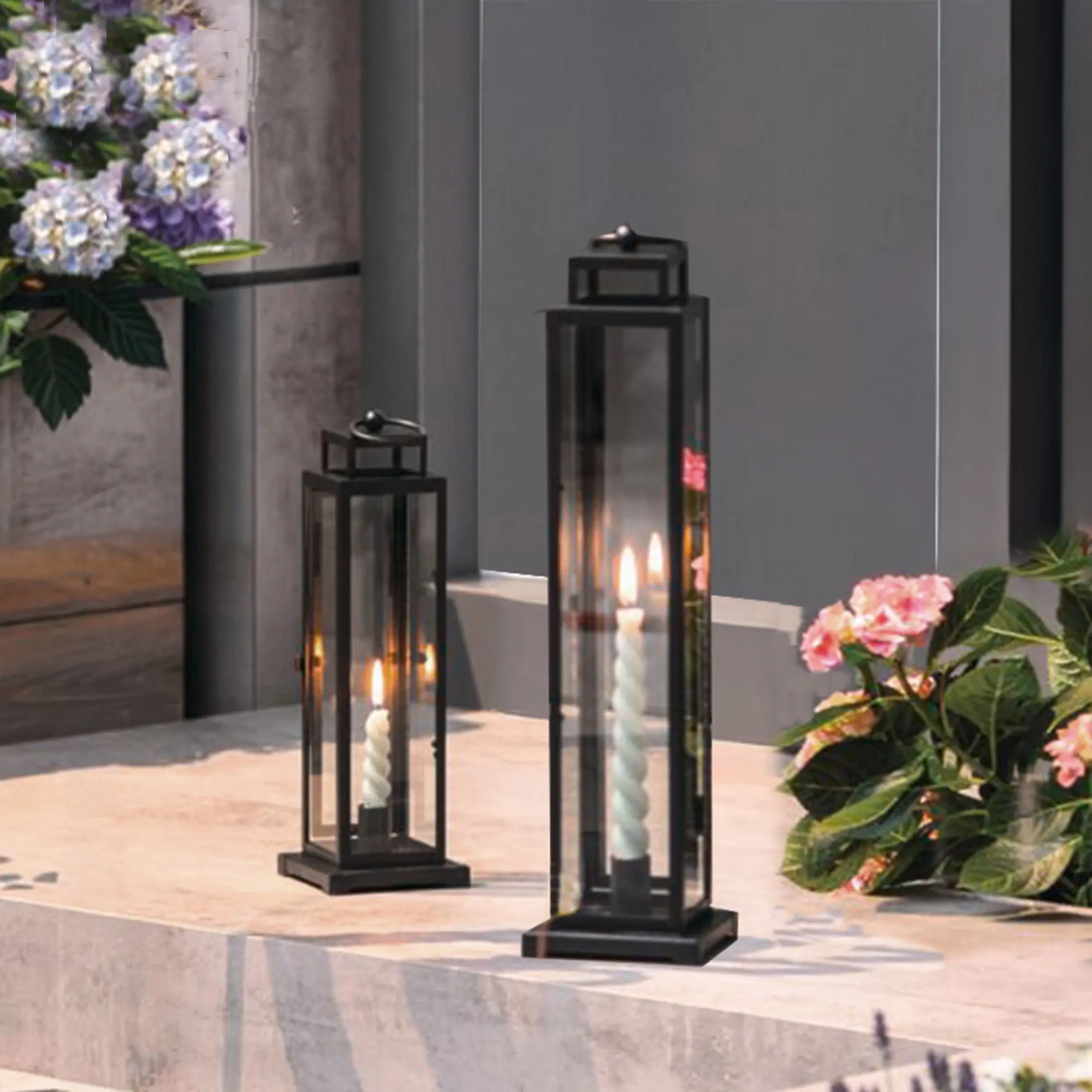 Acheter Lot de 2 lanternes "Modern Black"  dans la boutique en ligne de Frank Flechtwaren pour La magie de l'été
