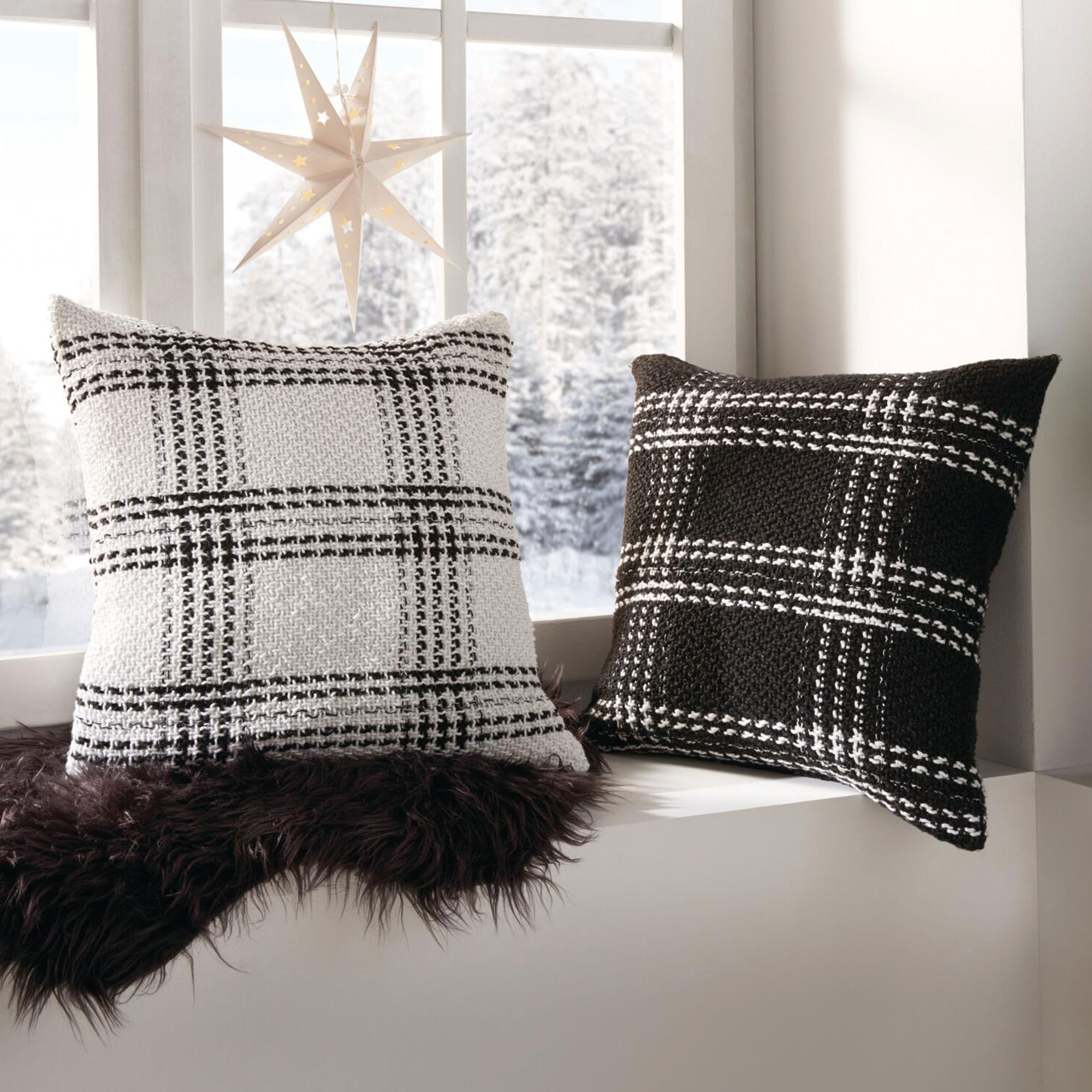 Acheter Lot de 2 housse de coussins "tricot moderne"  dans la boutique en ligne de Frank Flechtwaren pour Remplissages