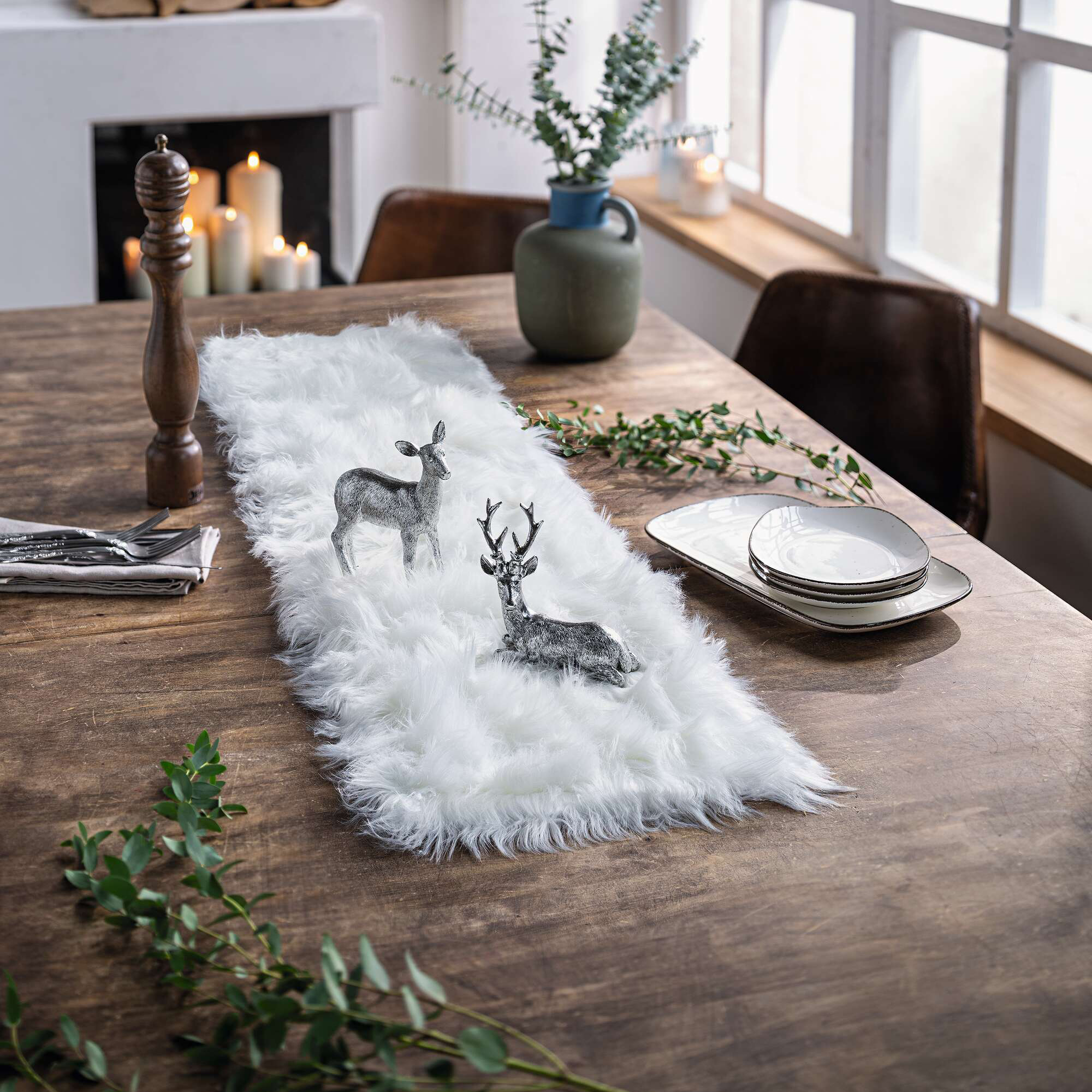 Acheter Chemin de table "fourrure"  dans la boutique en ligne de Frank Flechtwaren pour Noël