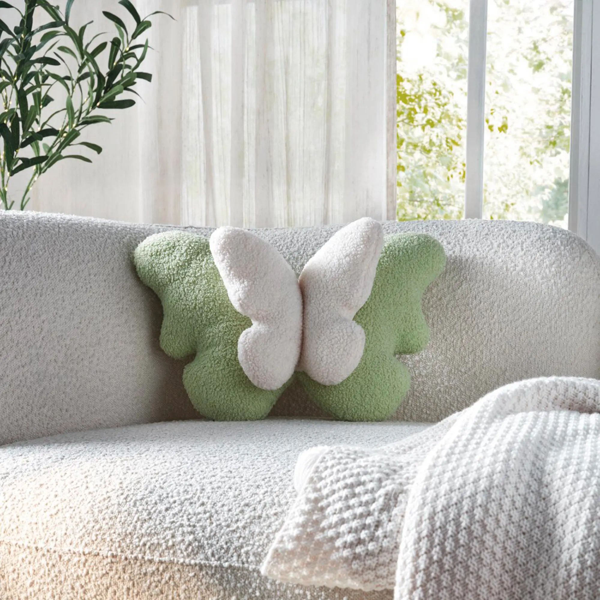 Acheter Coussin décoratif "papillons"  dans la boutique en ligne de Frank Flechtwaren