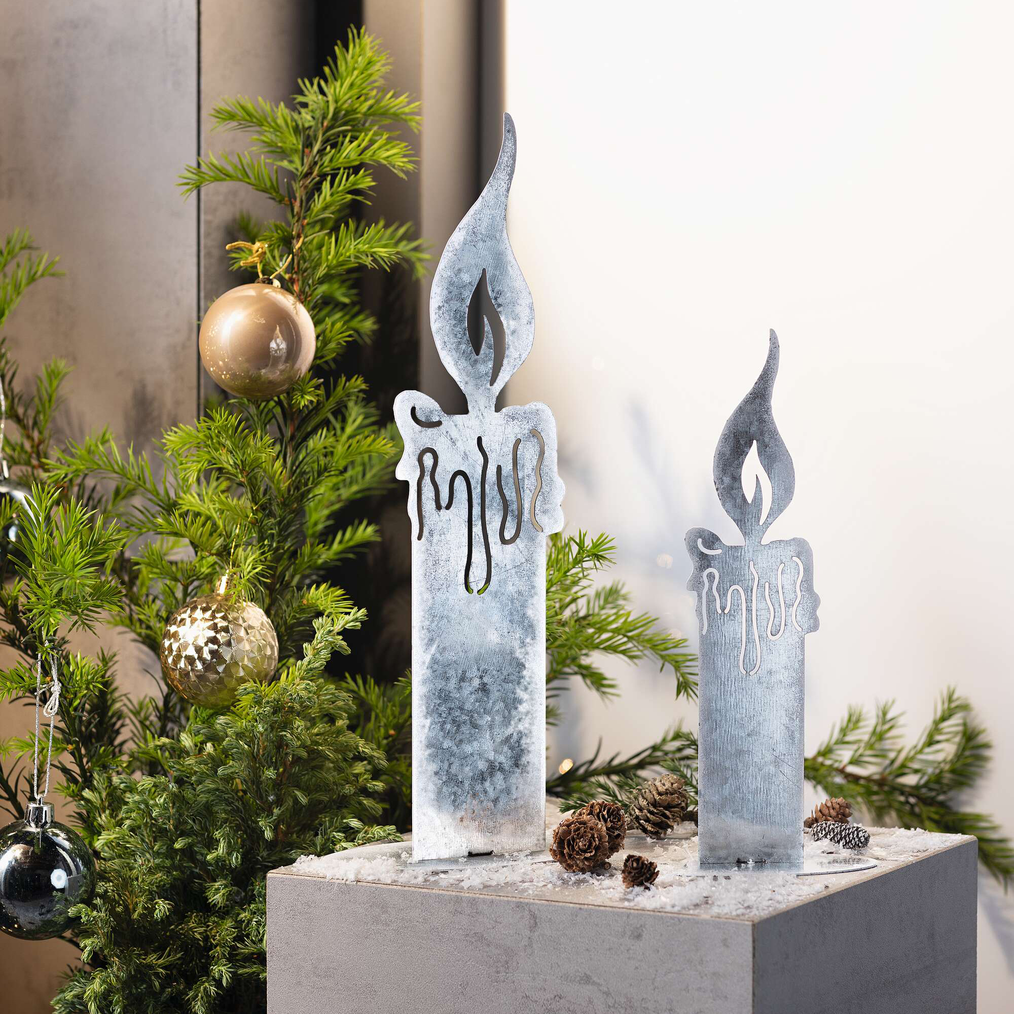 Acheter Lot de 2 bougies "argent"  dans la boutique en ligne de Frank Flechtwaren