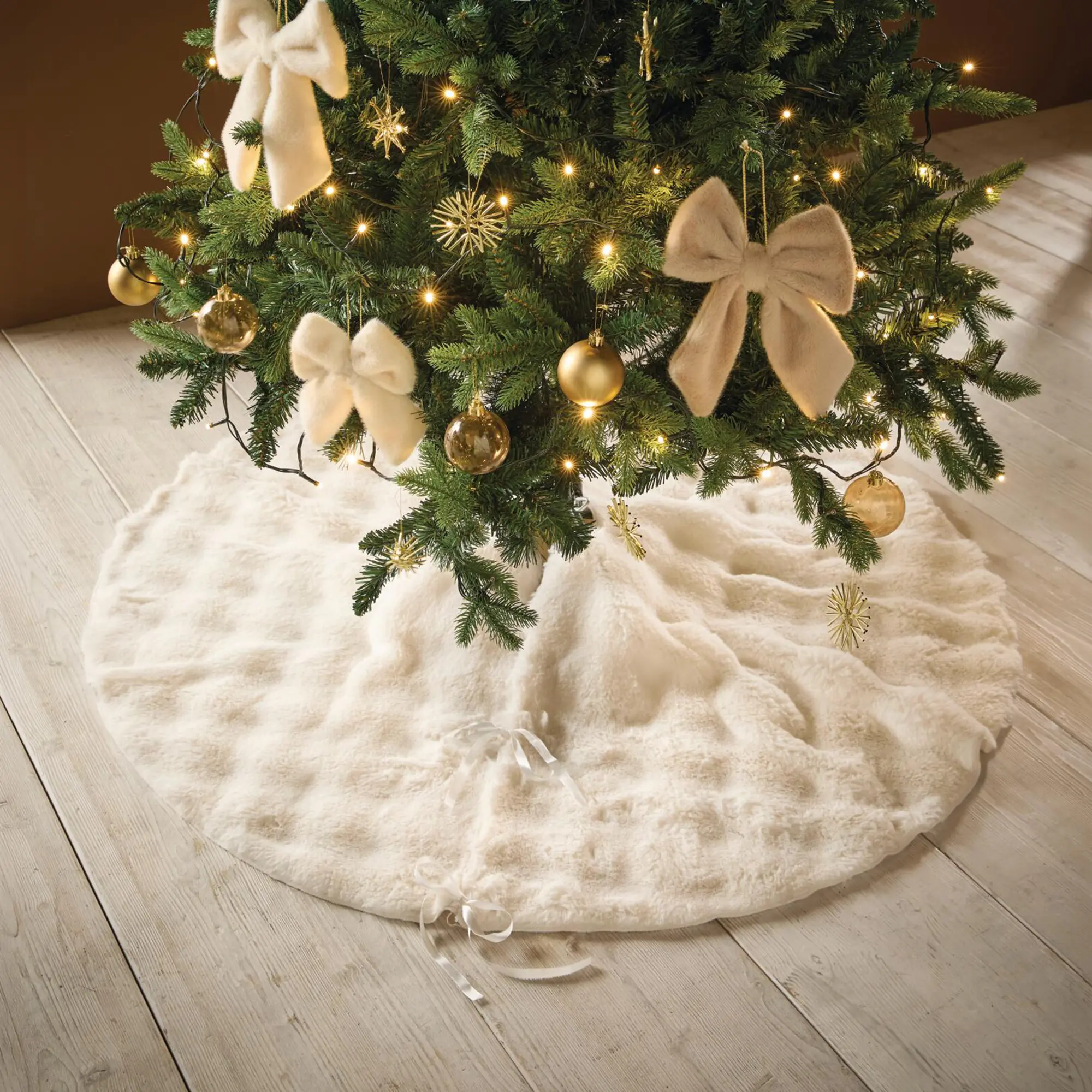 Acheter Housse « White Bubbles » pour sapin de Noël dans la boutique en ligne de Frank Flechtwaren