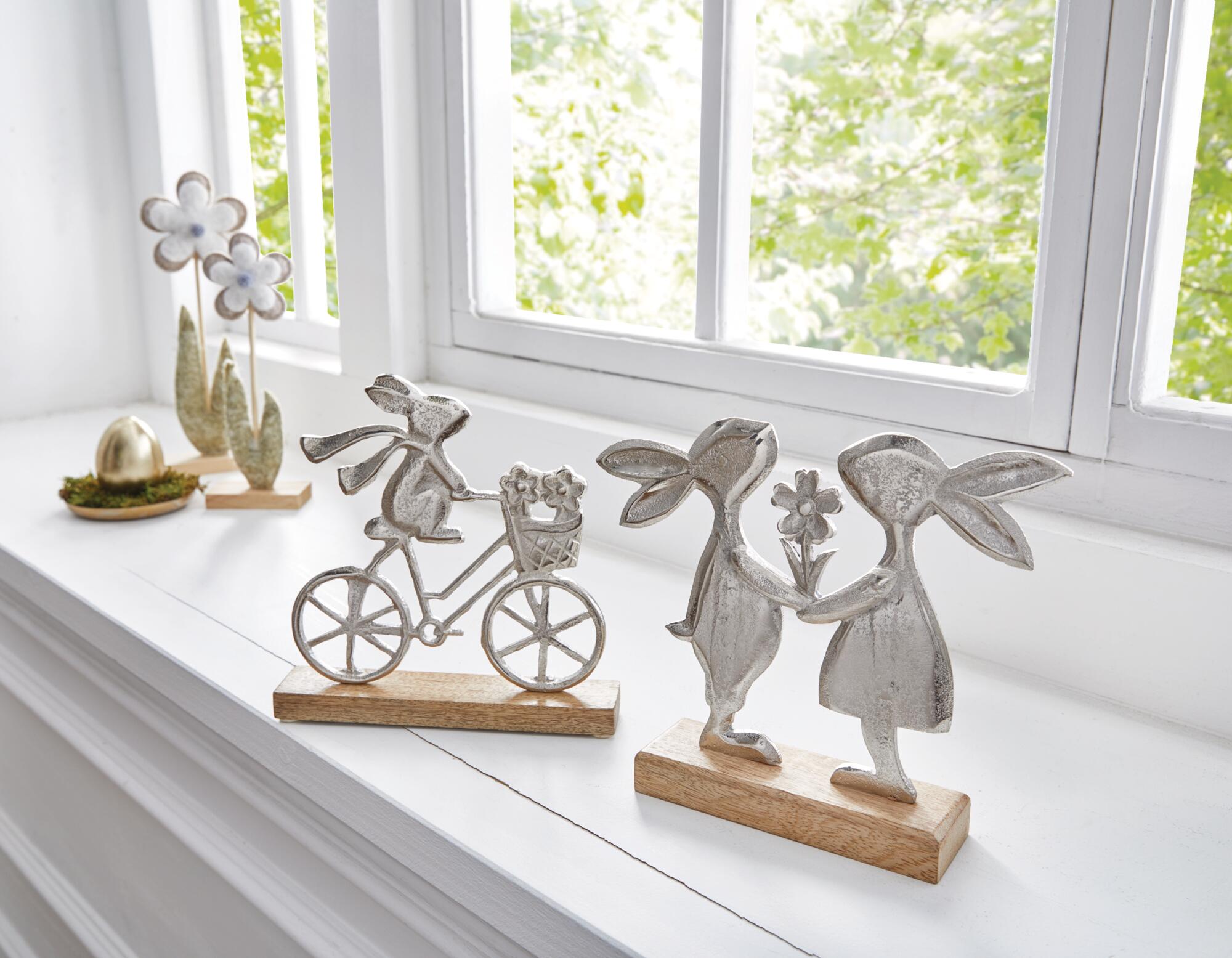 Acheter Figurine "couple de lapins avec fleurs"  dans la boutique en ligne de Frank Flechtwaren pour Nouvel arrivage