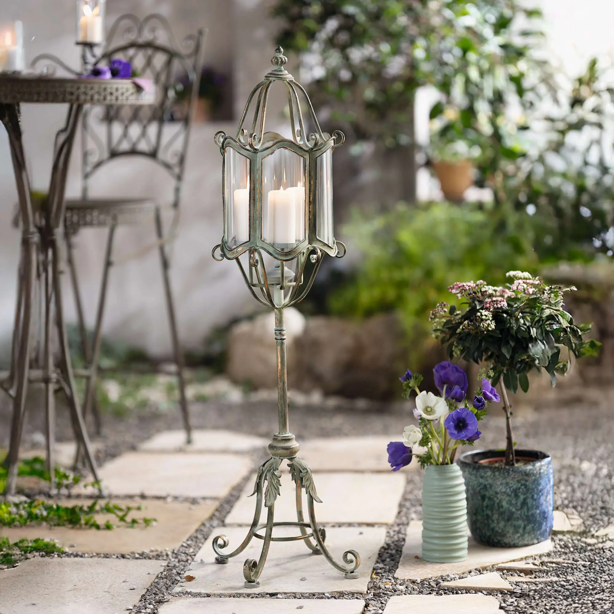 Acheter Lanterne sur pied "Shabby-Grey"  dans la boutique en ligne de Frank Flechtwaren