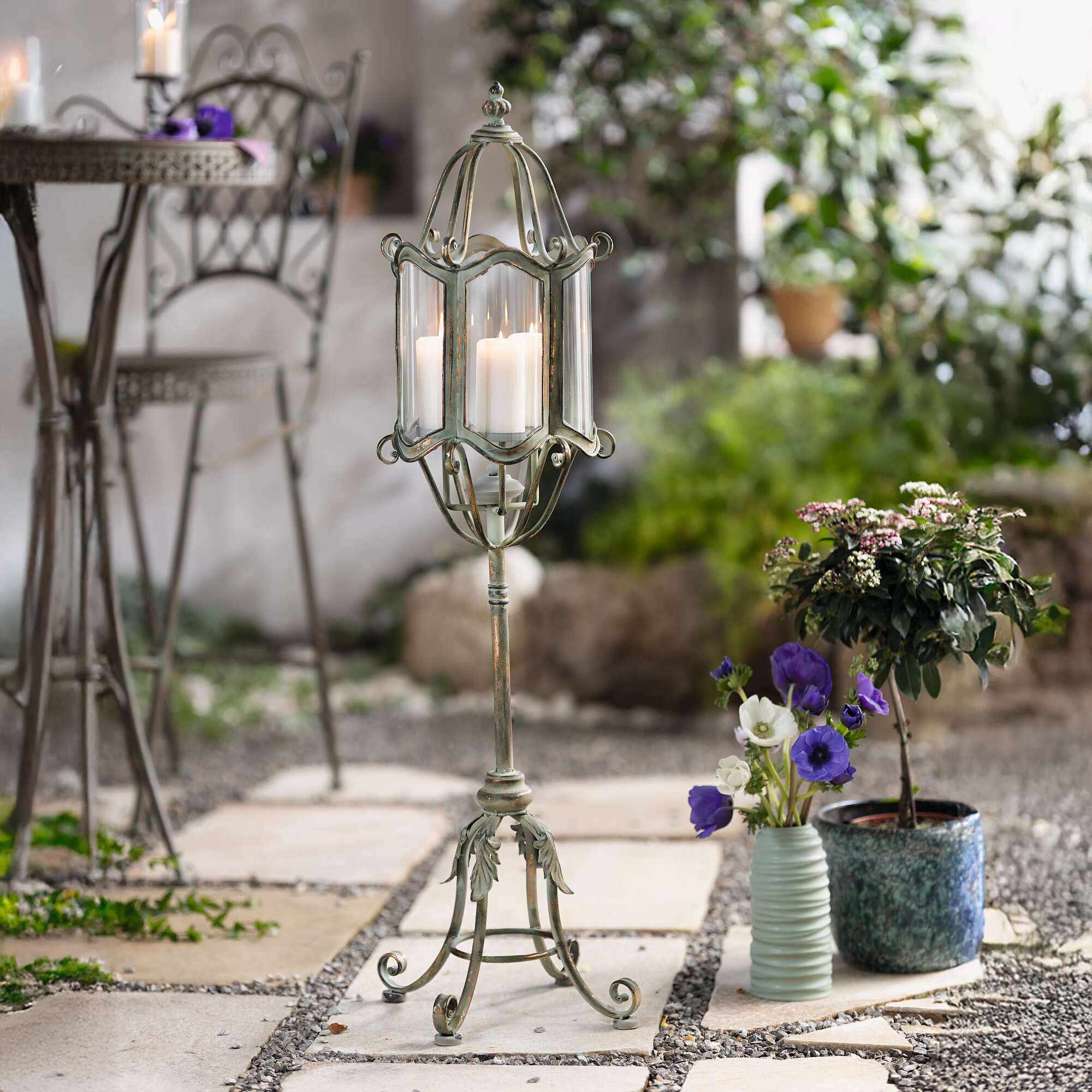 Acheter Lanterne sur pied "Shabby-Grey"  dans la boutique en ligne de Frank Flechtwaren