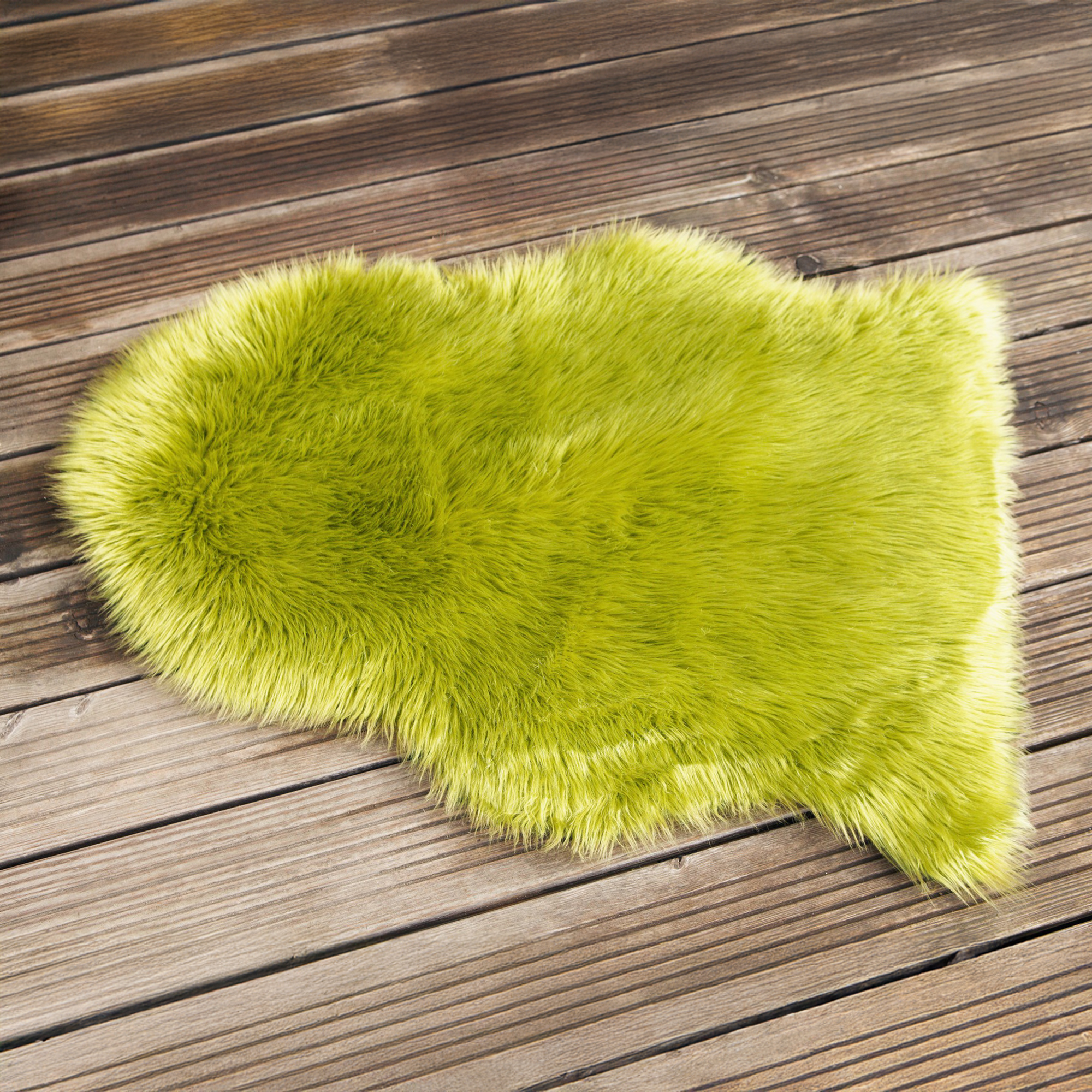 Acheter Fourrure synthétique "vert tendance"  dans la boutique en ligne de Frank Flechtwaren
