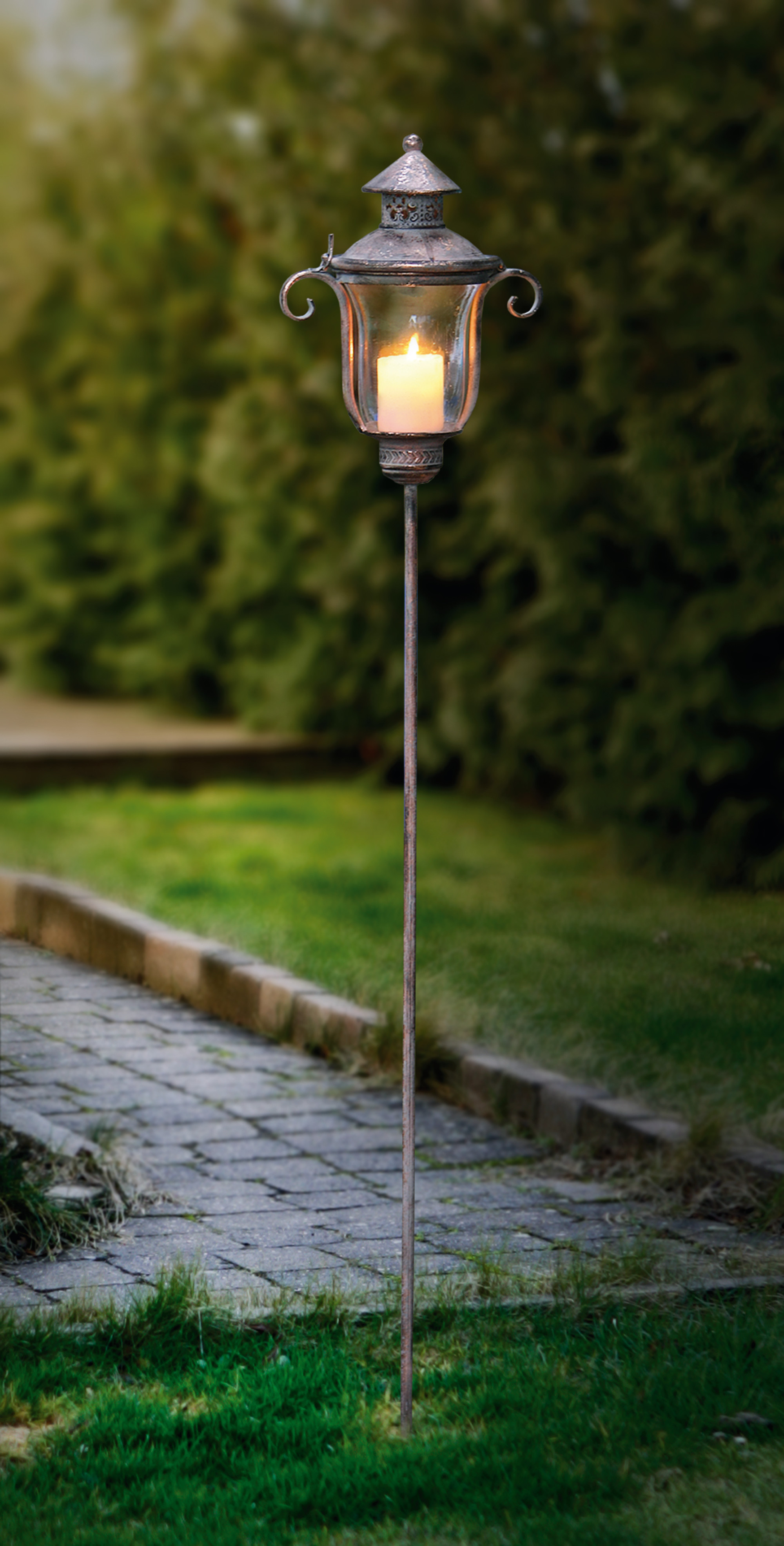 Acheter Lanterne sur pied "Shabby-Grey"  dans la boutique en ligne de Frank Flechtwaren